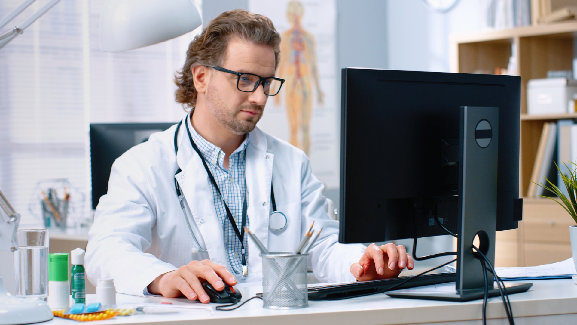 Should Physicians Choose a Home in an HOA or a Non-HOA Community?