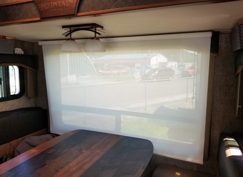 dinette.jpg