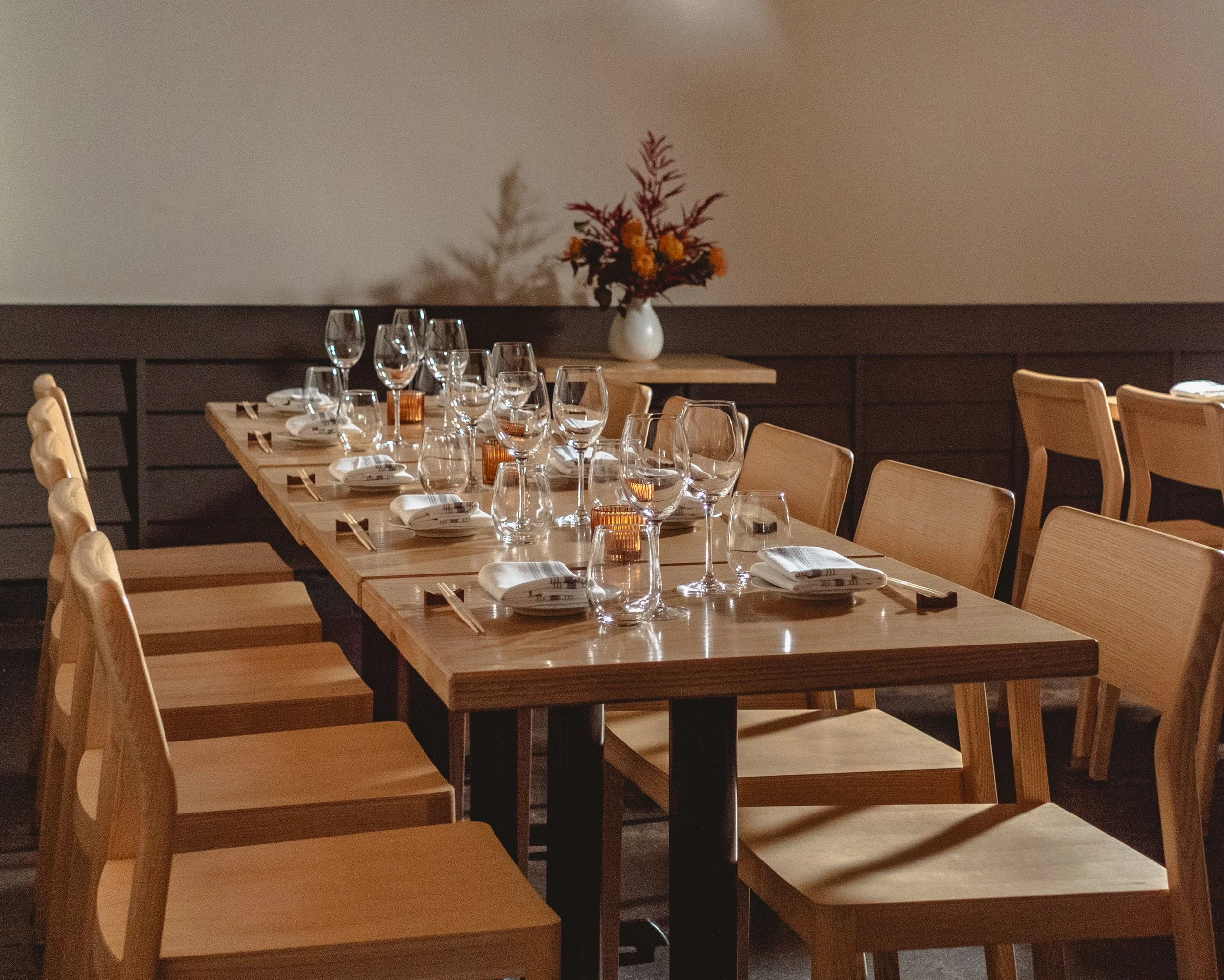 Sakagura Interior Party Table