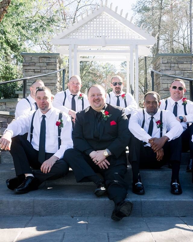 With all the current chaos happening regarding planning large events, we sympathize highly with all the brides and grooms to be who have had to reschedule the biggest days of their life. If you are stuck in bind finding a photographer or videographer