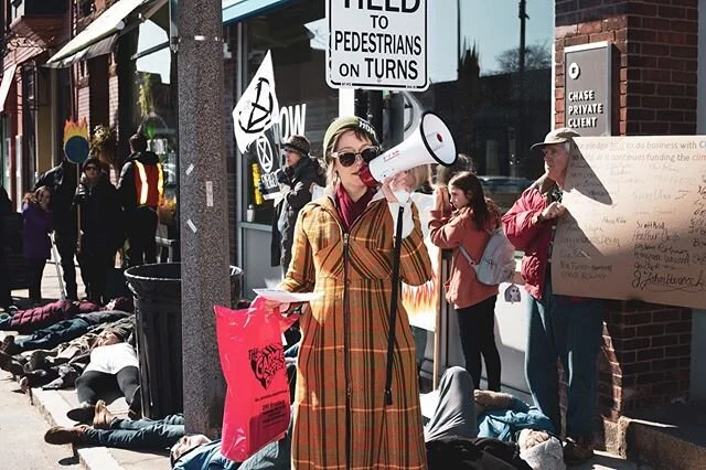 From Extinction Rebellion&rsquo;s die-in at Chase Bank JP
&bull;
&bull;
&bull;
#extinctionrebellion&nbsp;#chasebank #environmentalactivism&nbsp;#sustainability&nbsp;#greennewdeal&nbsp;#fortheplanet&nbsp;#climatechange&nbsp;#environment

#bostonvoices