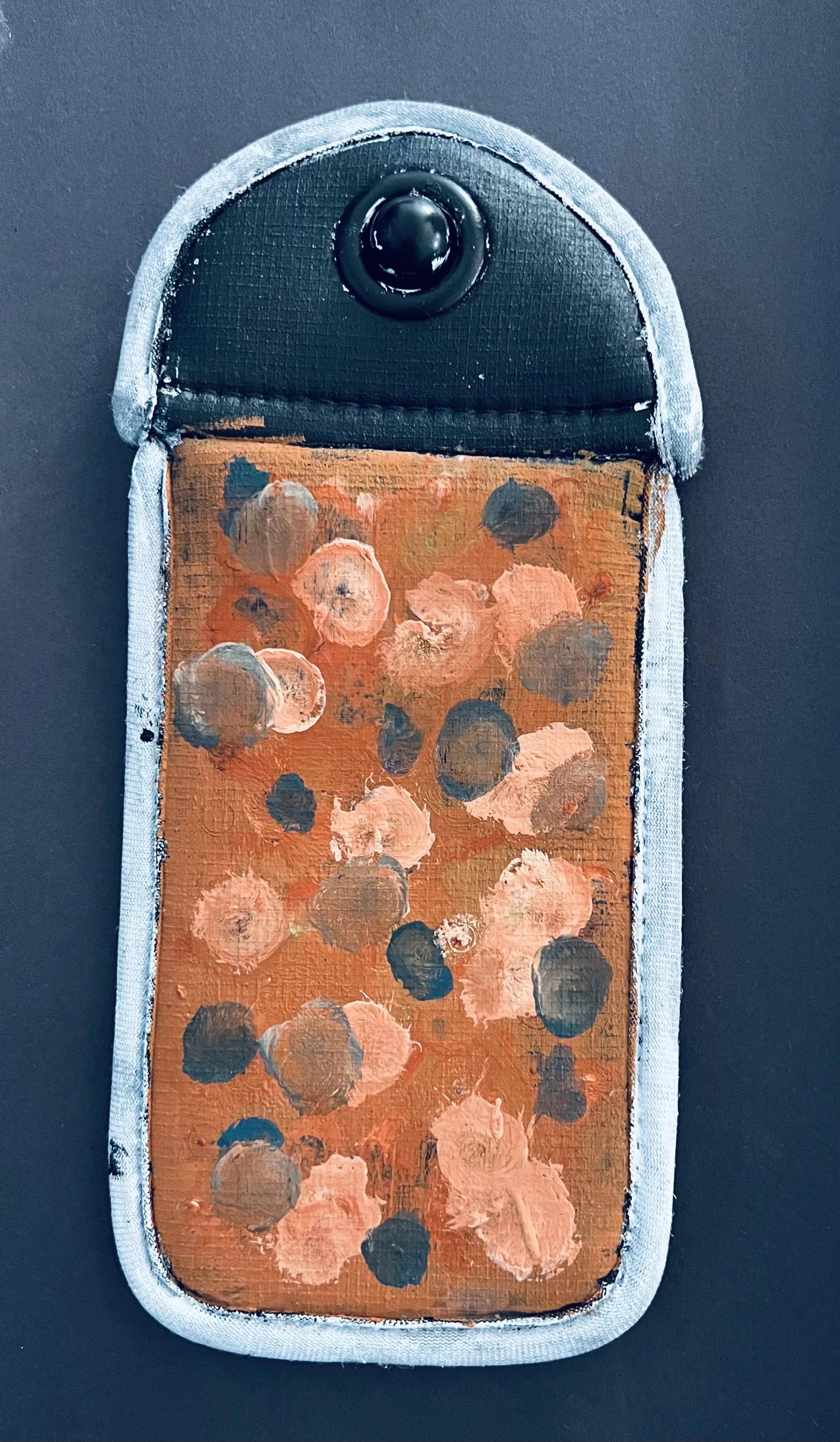 Student Pouch Artwork — Yondr