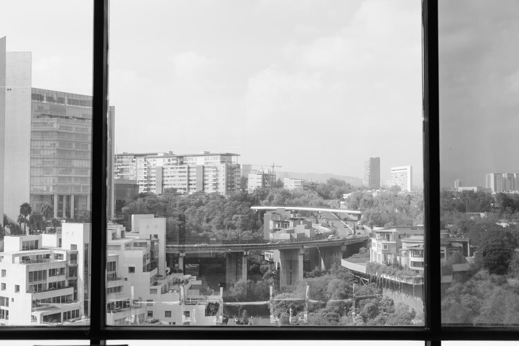 Proyecto de arquitectura de interiores en Oficinas Doble Altura en Lomas de Chapultepec