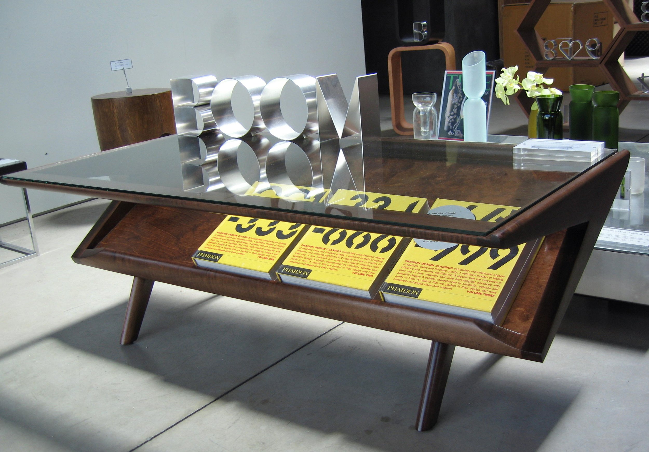 Magazine coffee table 2.jpg