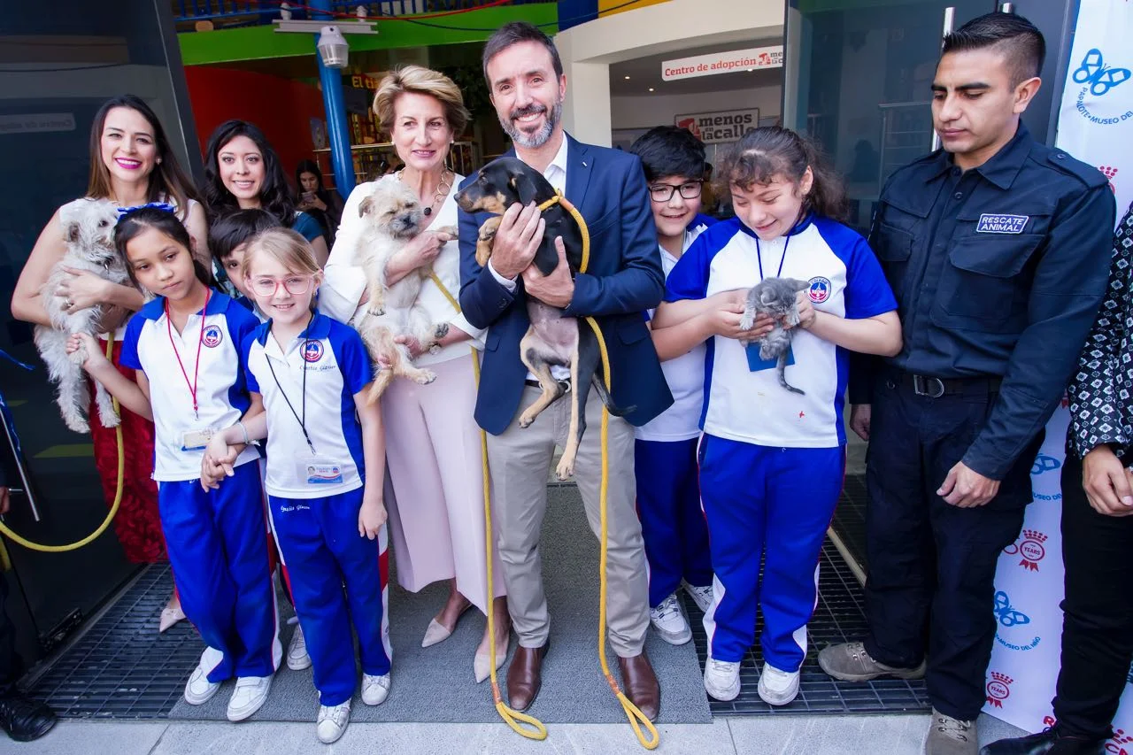 Royal Canin® inaugura la exhibición “Uno Menos en la Calle” en Papalote Museo del Niño.