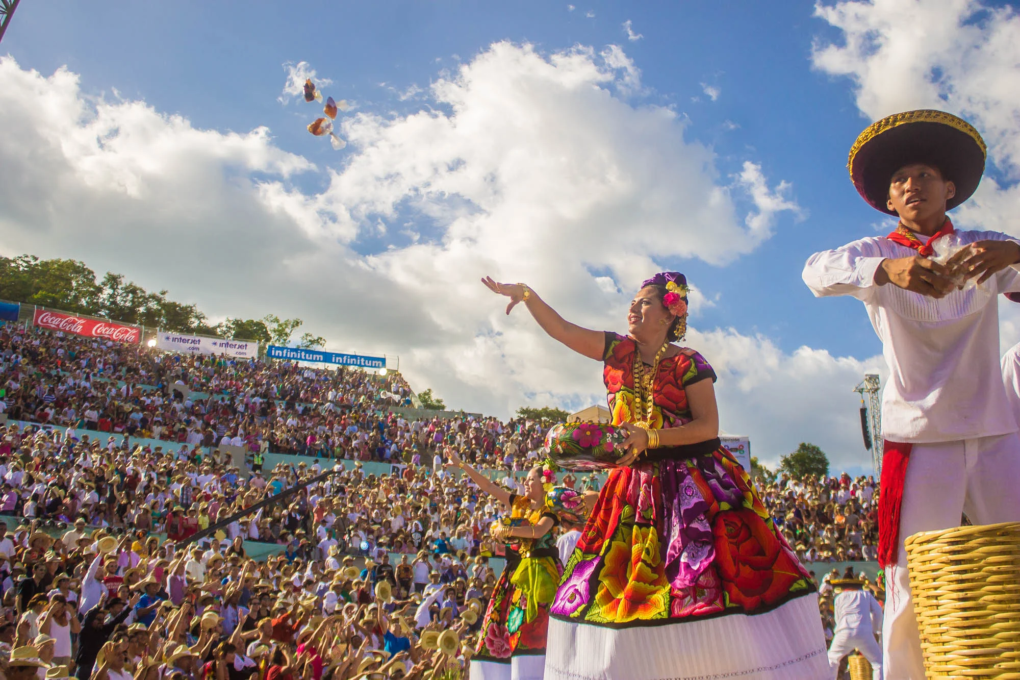 guelaguetza-2.jpg