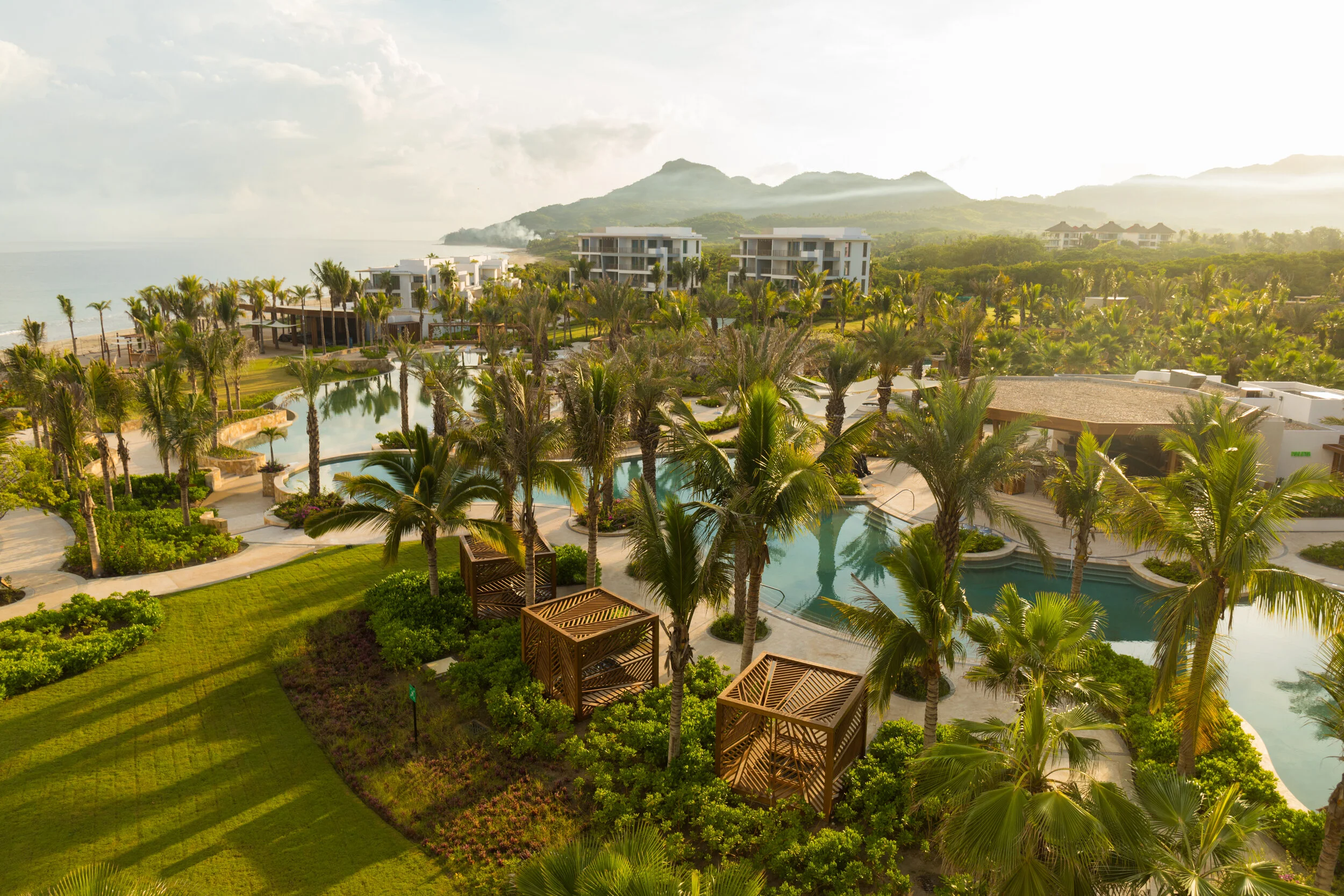 Conrad Punta de Mita
