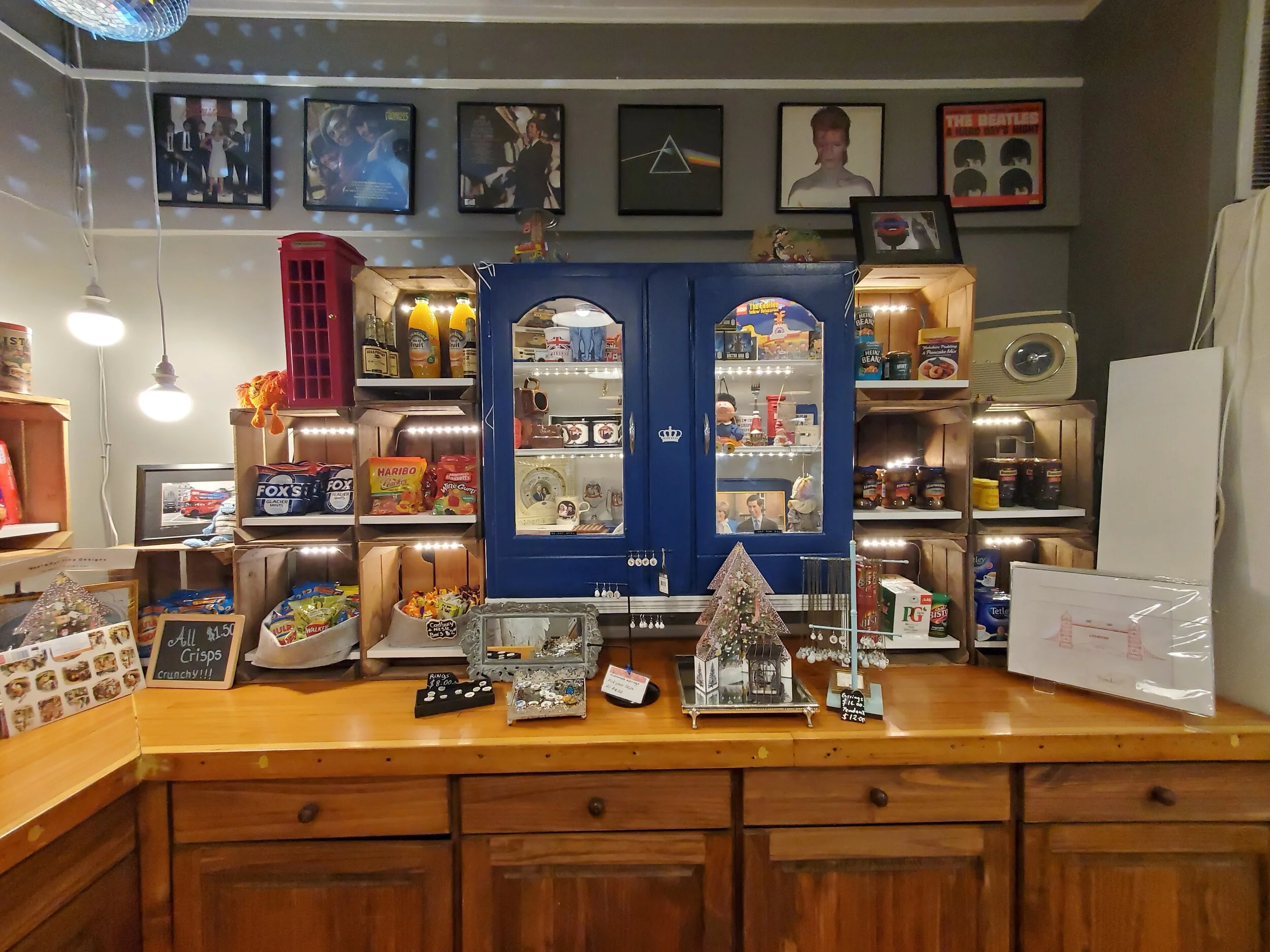 Brit Box  🇬🇧📦