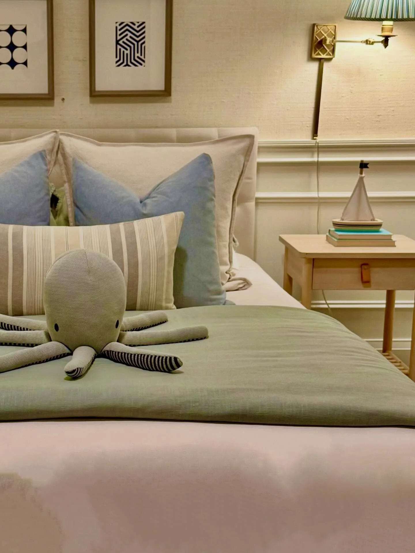 How many times do you have to tickle an octopus to make it laugh?
Agent (and father) Brendan Murphy probably knows! Let him show you all of the adorable kids rooms, as well as the rest of this gorgeous home, at 1919 N. Sheffield. Staged and on the ma