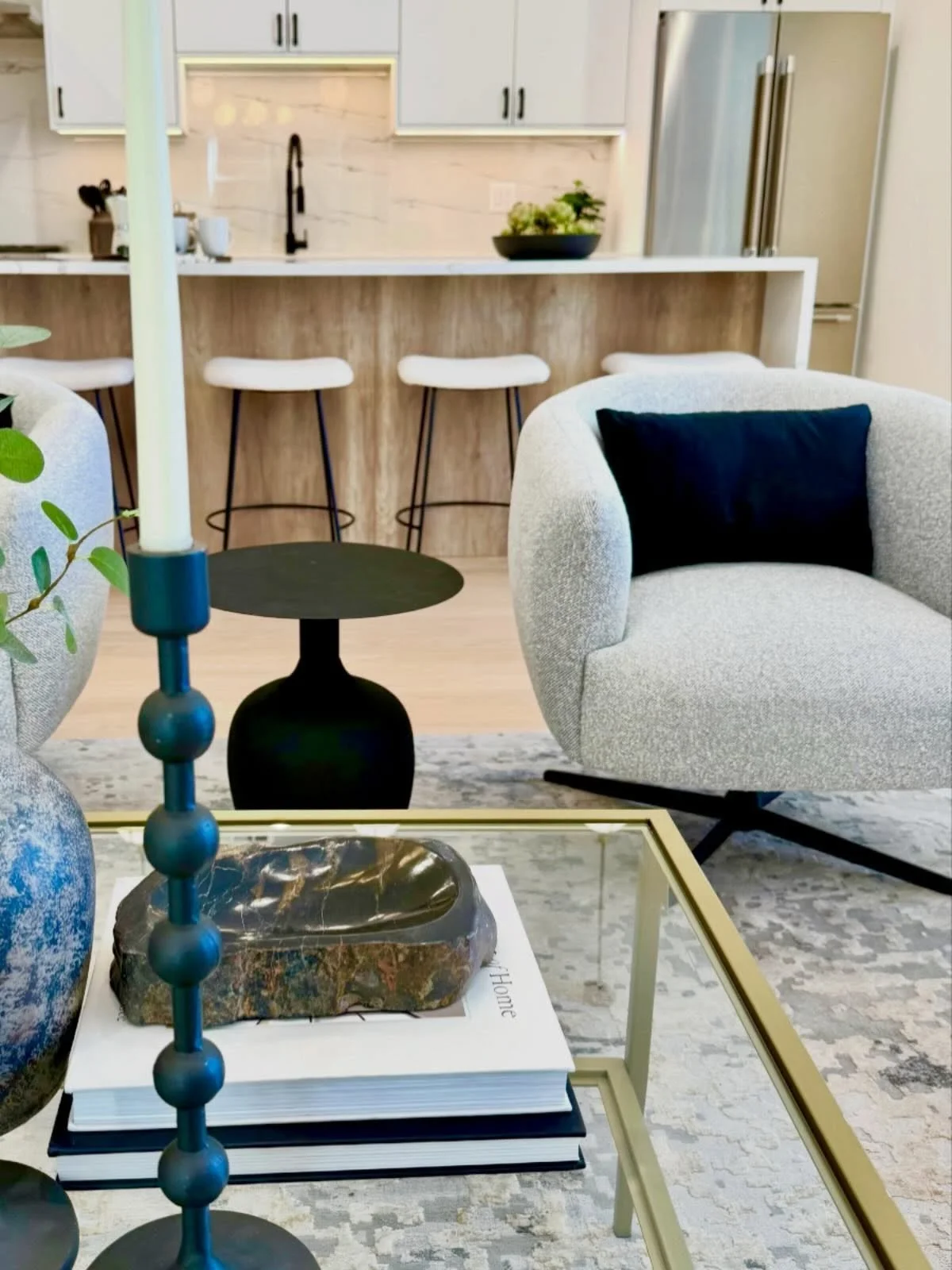 You can have nice things &hellip;..when we stage for you. 😆 Layers of texture, luxurious carpets, boucle swivel chairs, velvet pillows, crisp white counter stools, marble trays, stylish candlesticks, eucalyptus in earthenware pottery, etc. Count on 