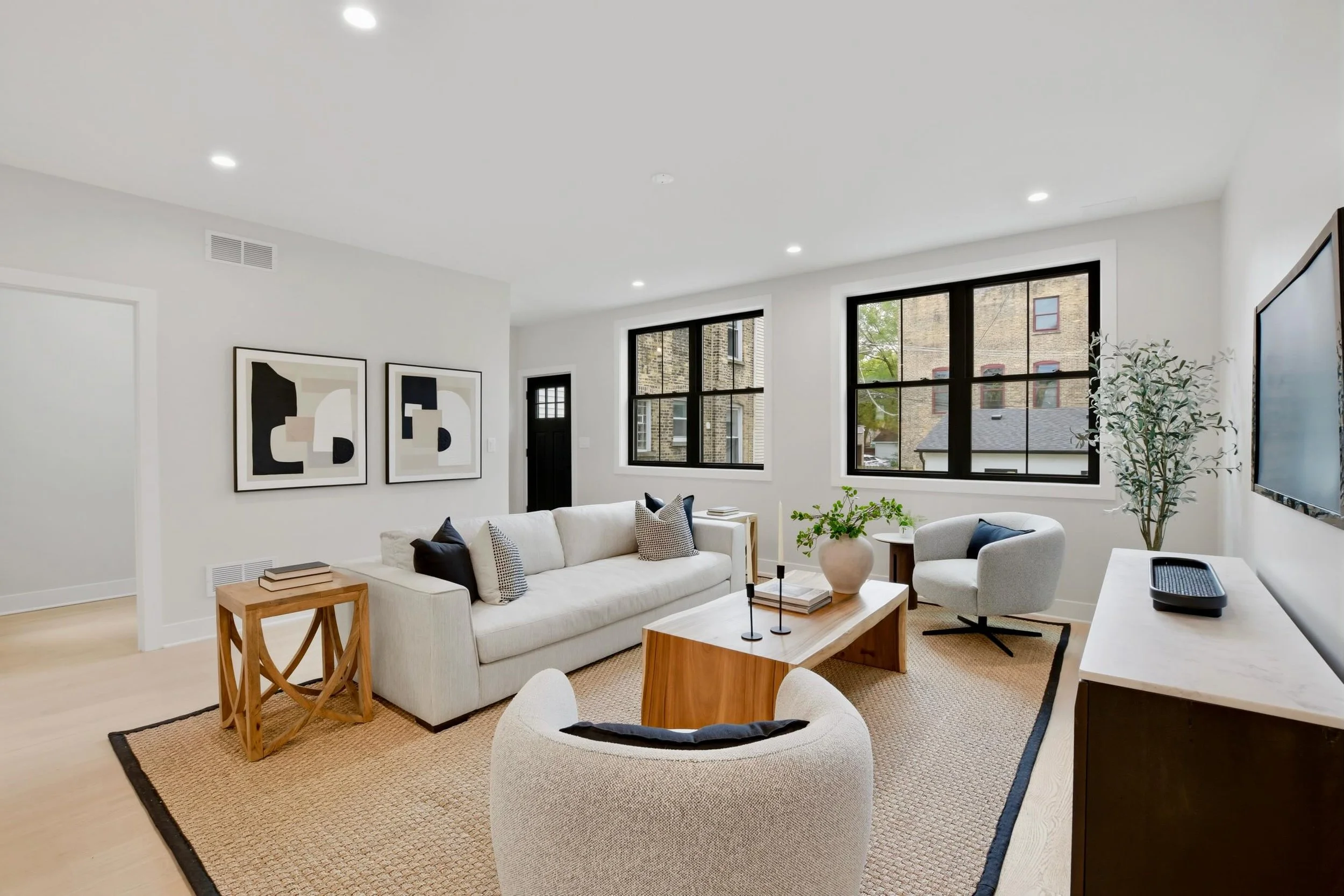 Beautifully renovated 3323 N. Belden is that open, bright Logan Square home that is every family&rsquo;s dream, but very hard to find! Contact Lauren Hundman about her vision and complete transformation of this property - and to purchase! #justlisted