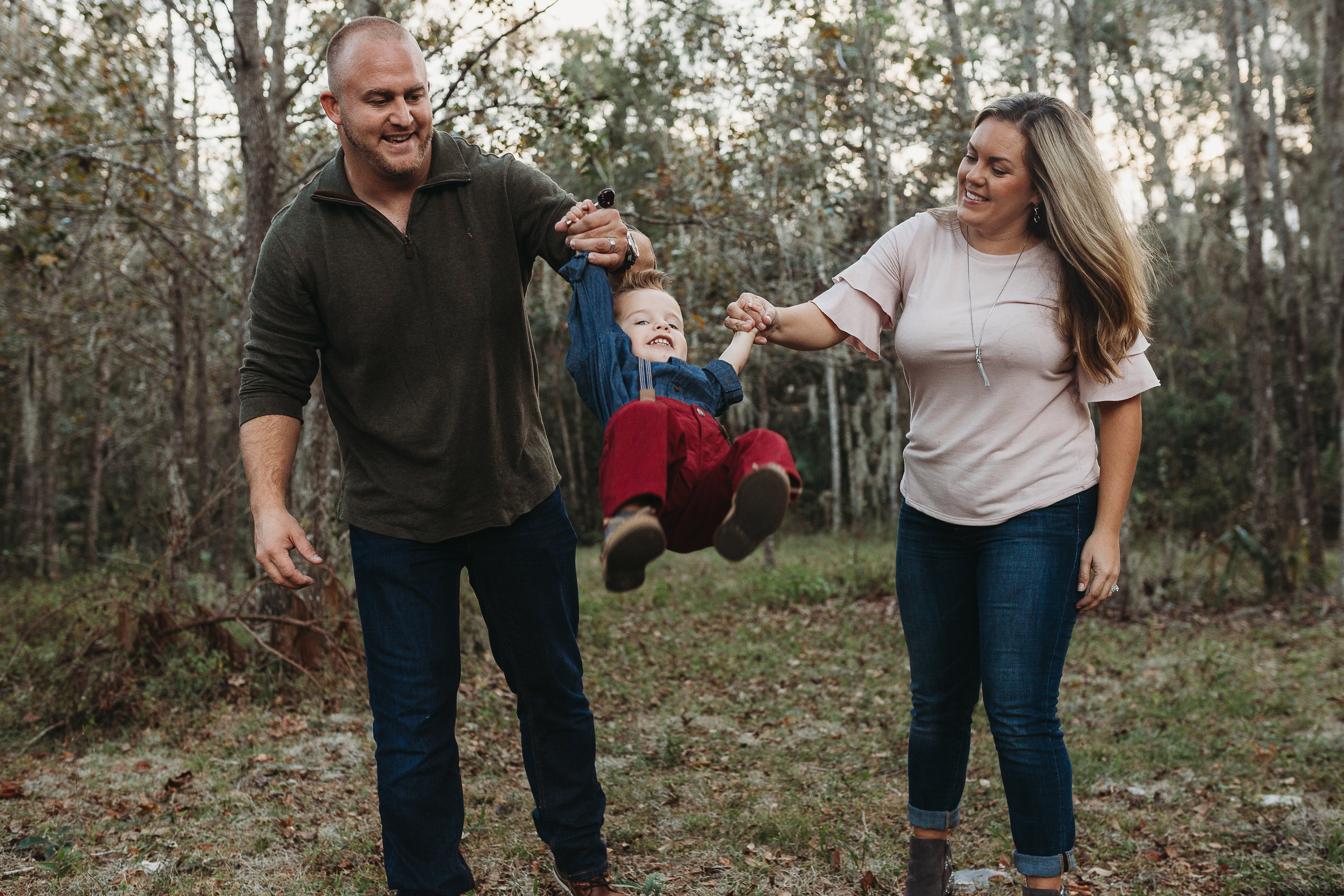 Daytona Beach Family photographer, cute florida family photos and how to dress for christmas photos