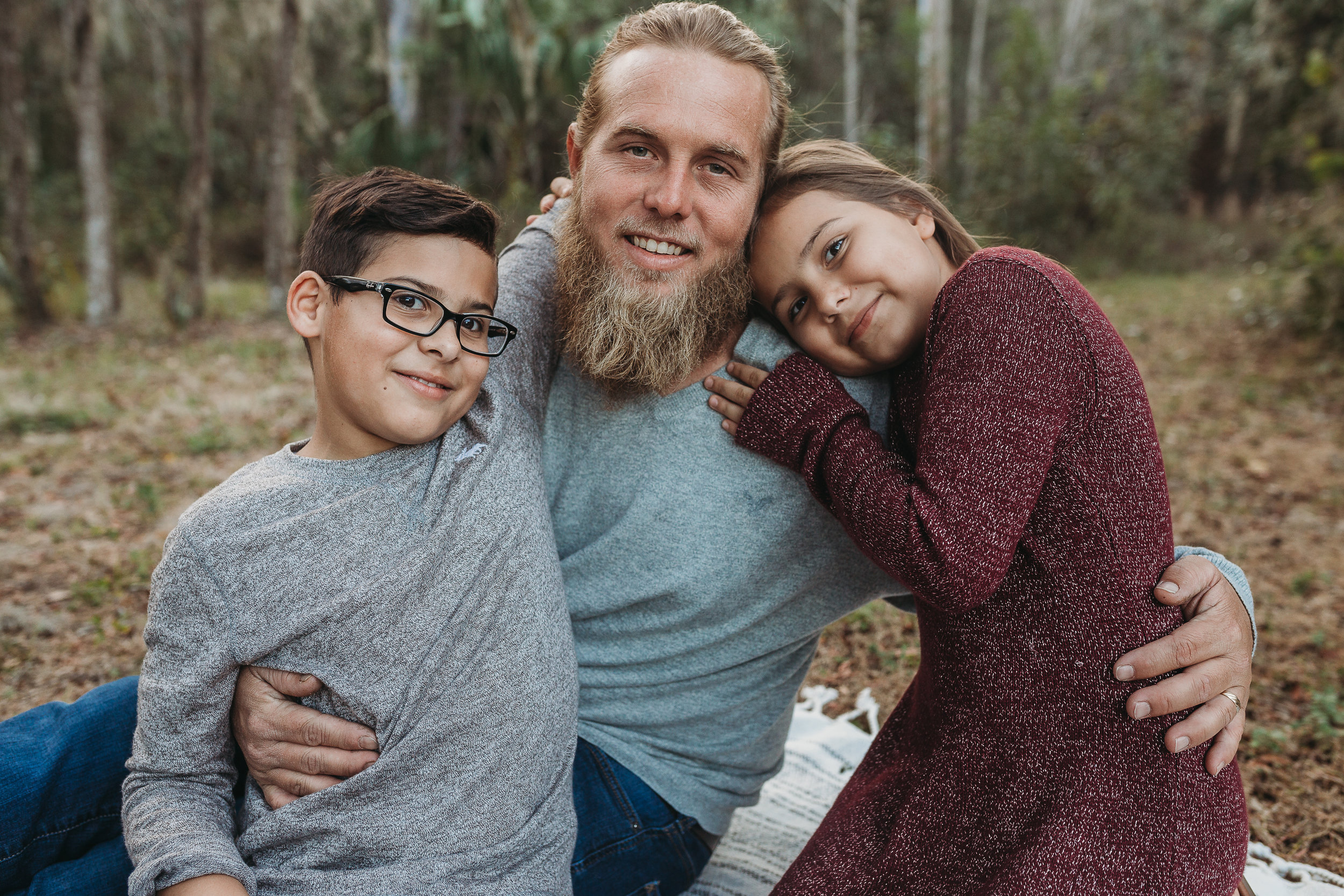 Daytona Beach Family photographer, cute florida family photos and how to dress for christmas photos