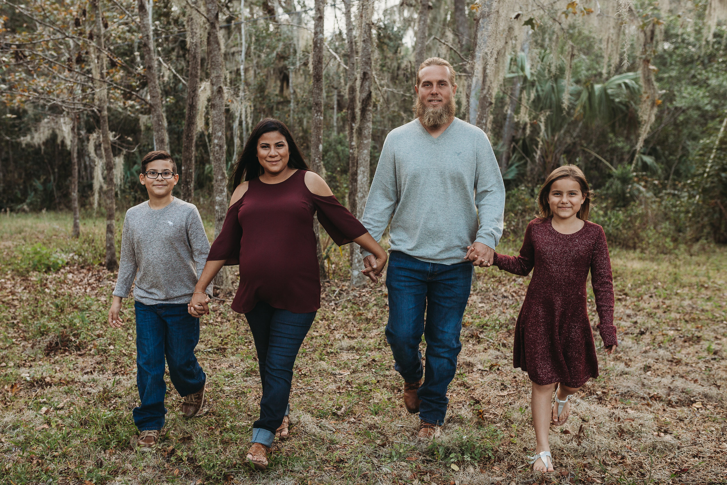 Daytona Beach Family photographer, cute florida family photos and how to dress for christmas photos