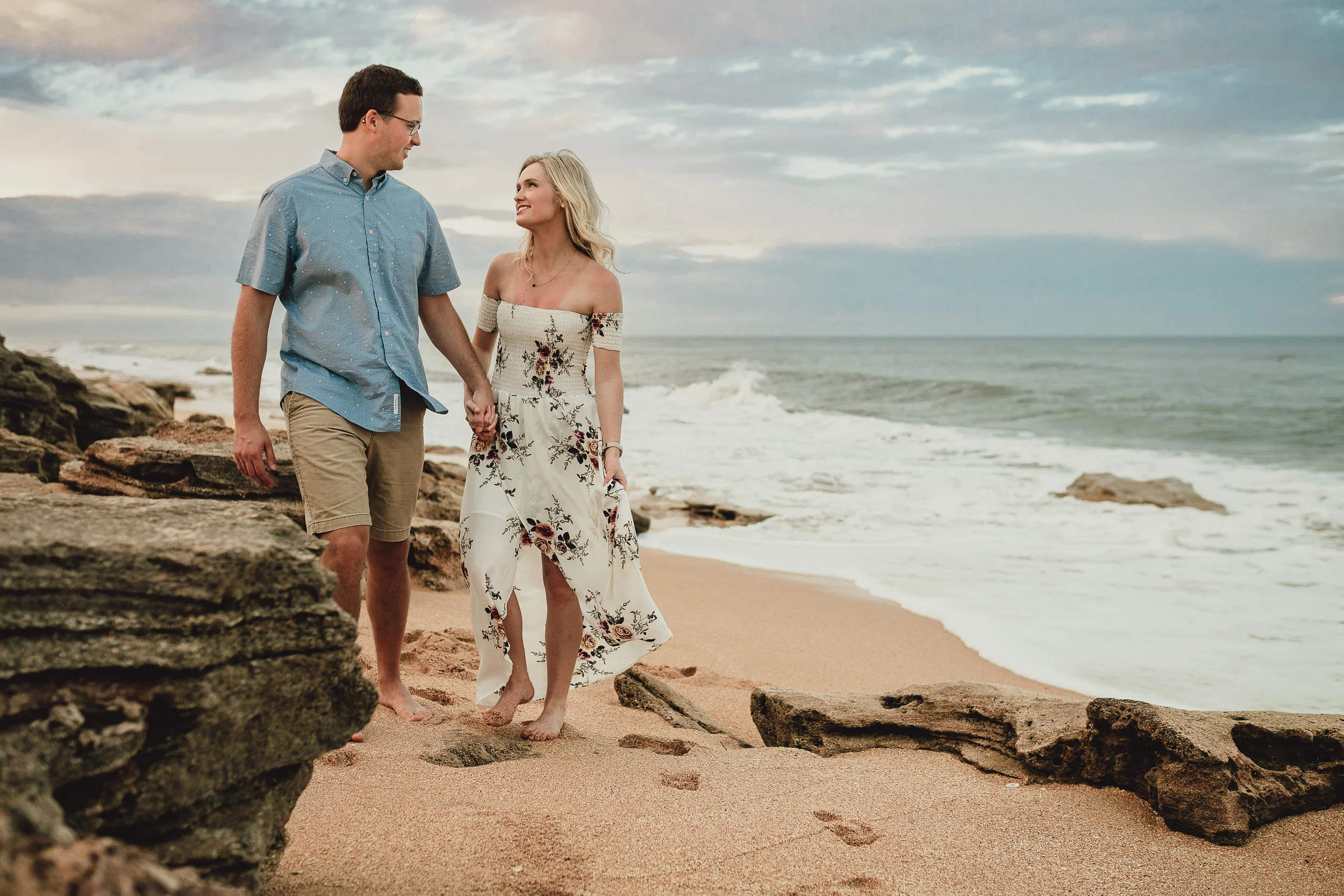 Daytona Beach Engagement Photographer, Washington Oaks Gardens and beach engagement pictures