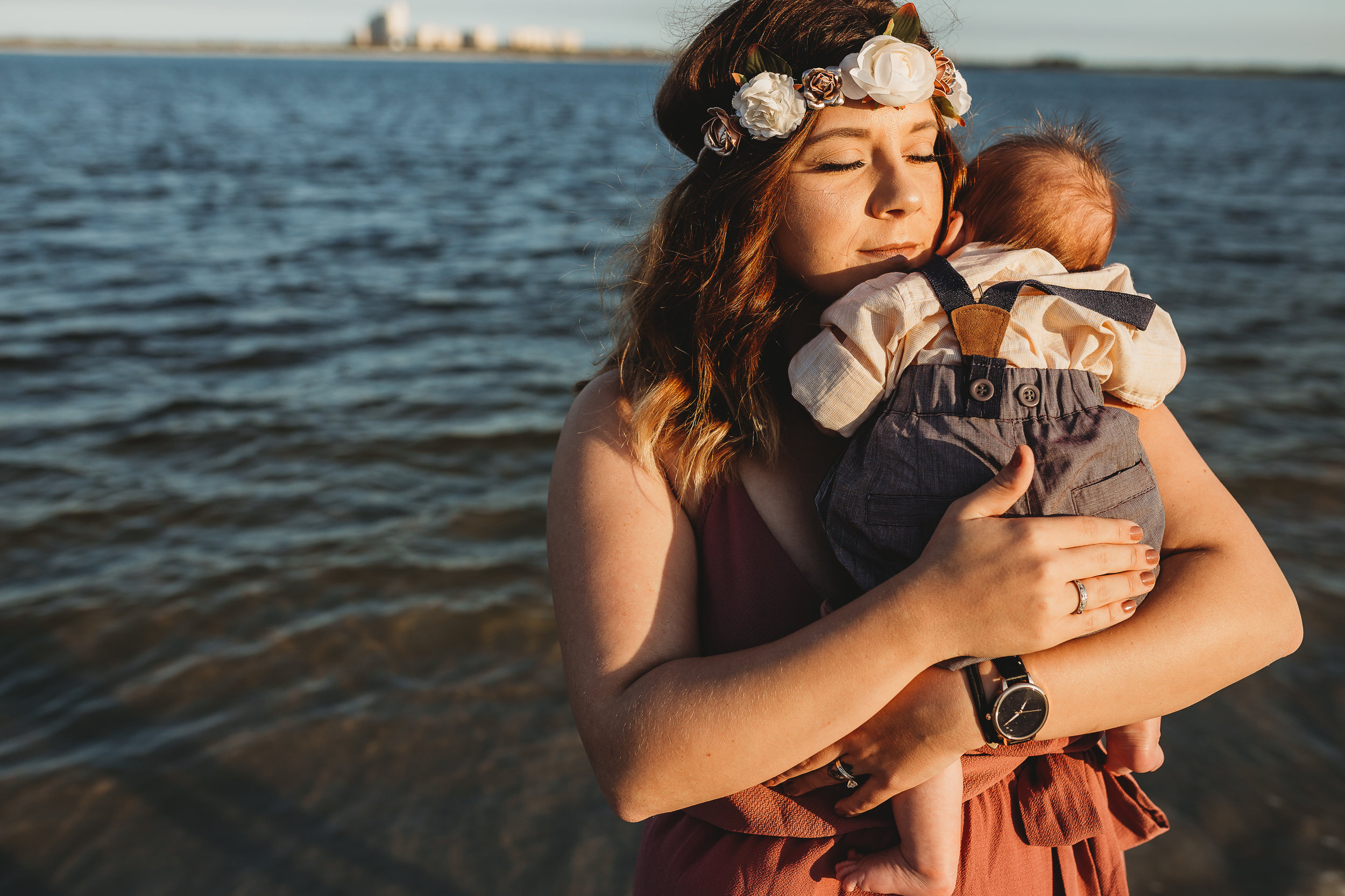 Daytona Beach and Ponce Inlet family photographer, what to wear for a beach photoshoot