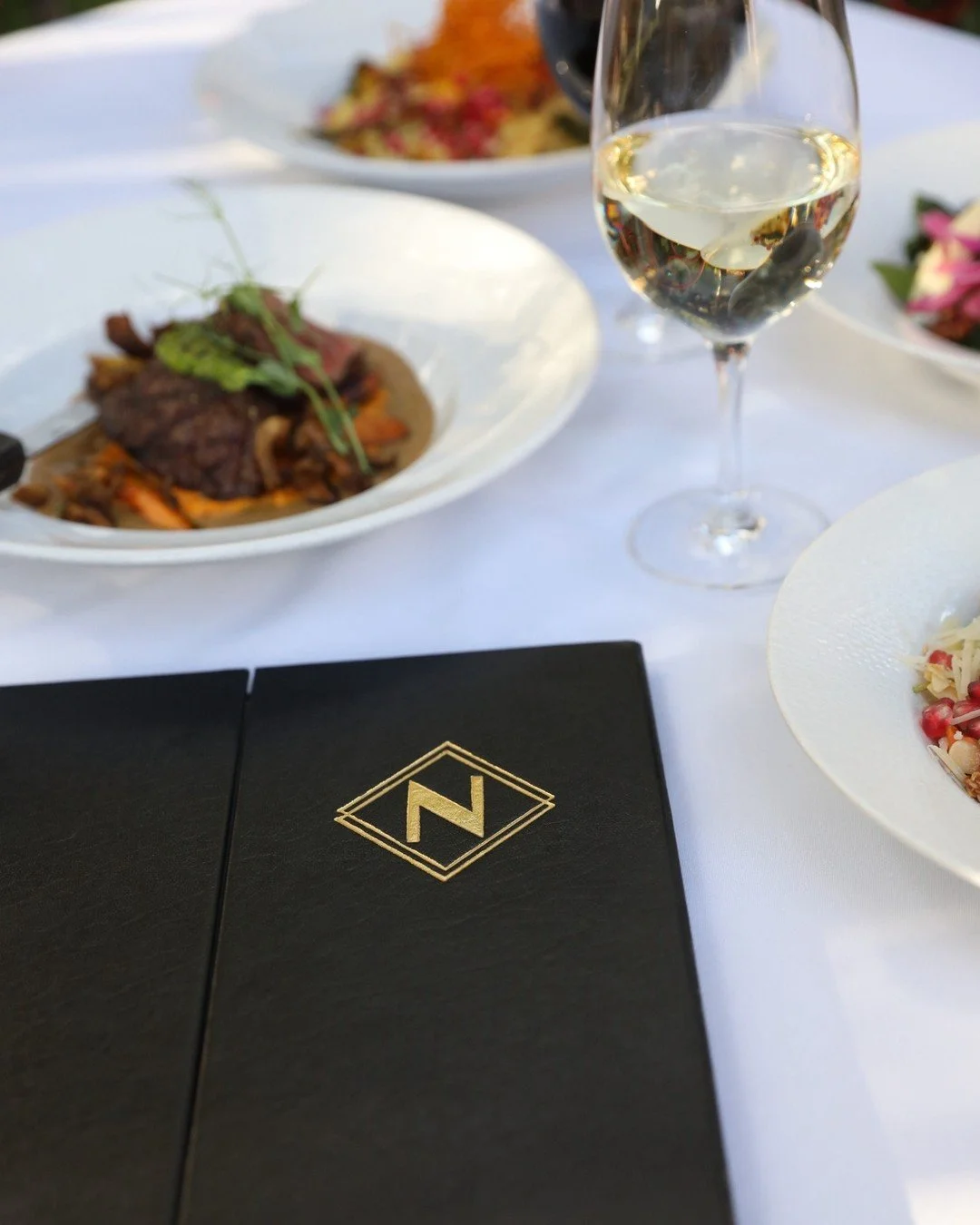 Fall flavors are here! 🍂  Join us by the creek and stay cozy with our patio heaters while you savor the flavors of autumn, now on our dinner menu:

8 OZ FILET MIGNON 🥩
grilled beef tenderloin atop sweet potato pur&eacute;e with baby carrots, crispy