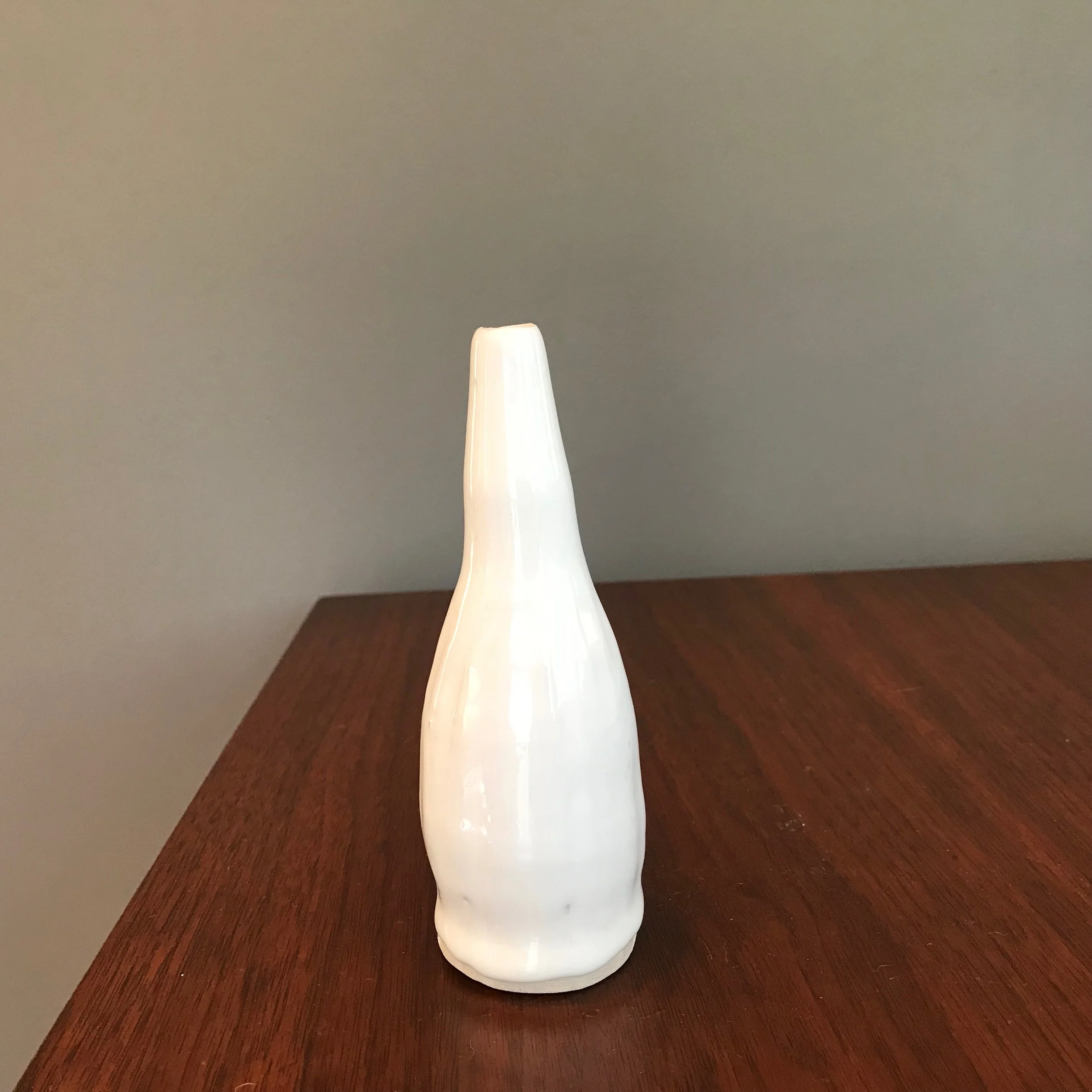 pointy bud vase