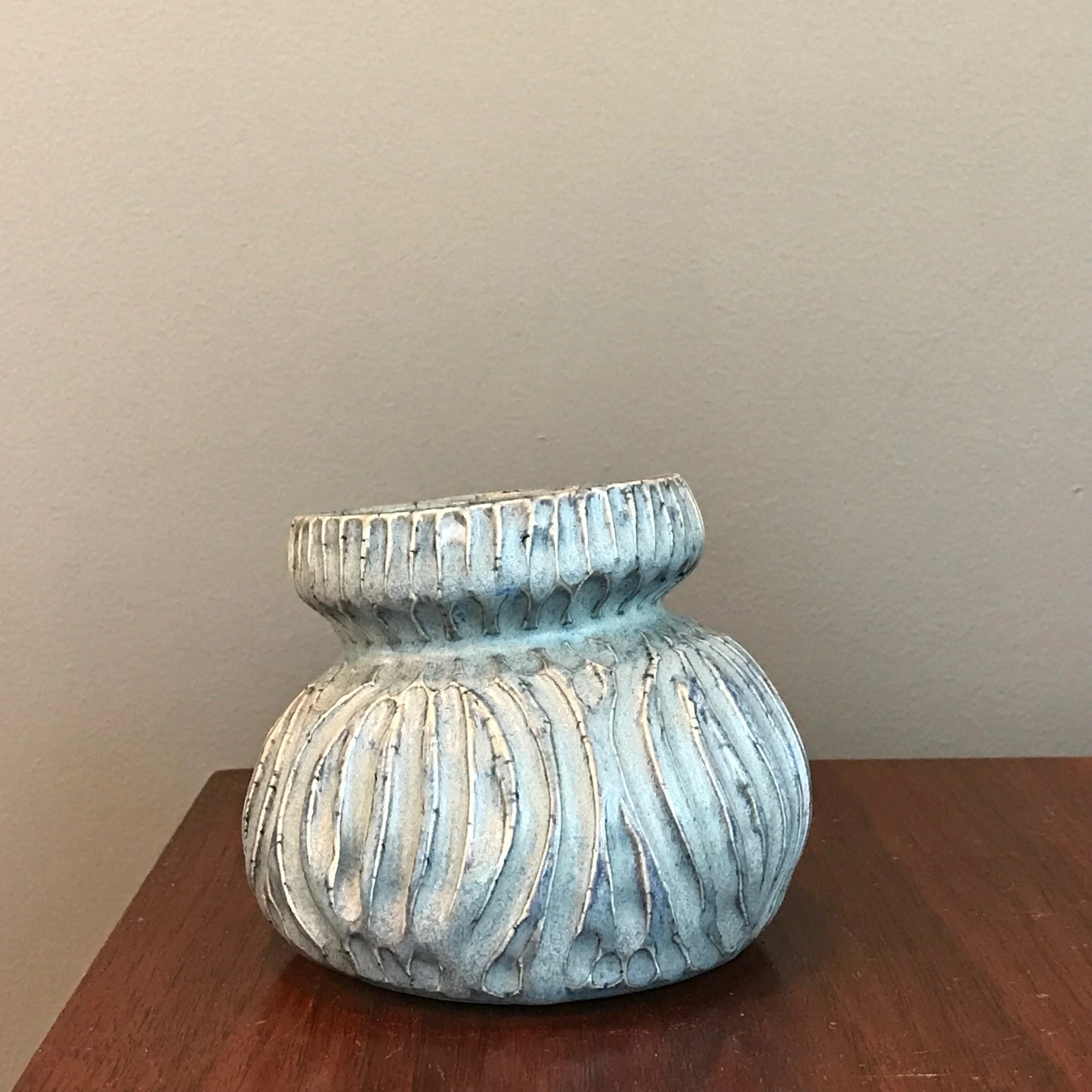 blue vase 1