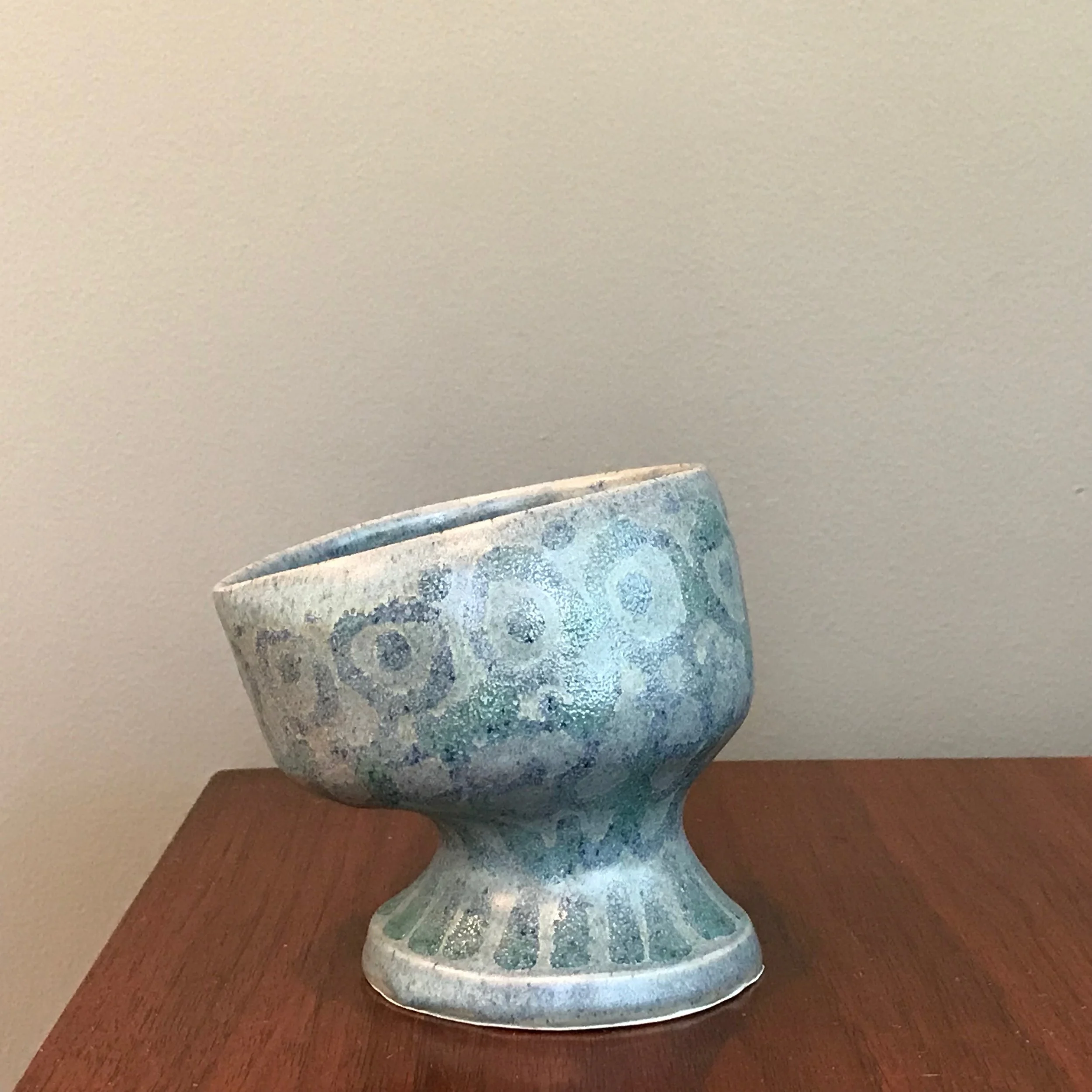 blue vase 3