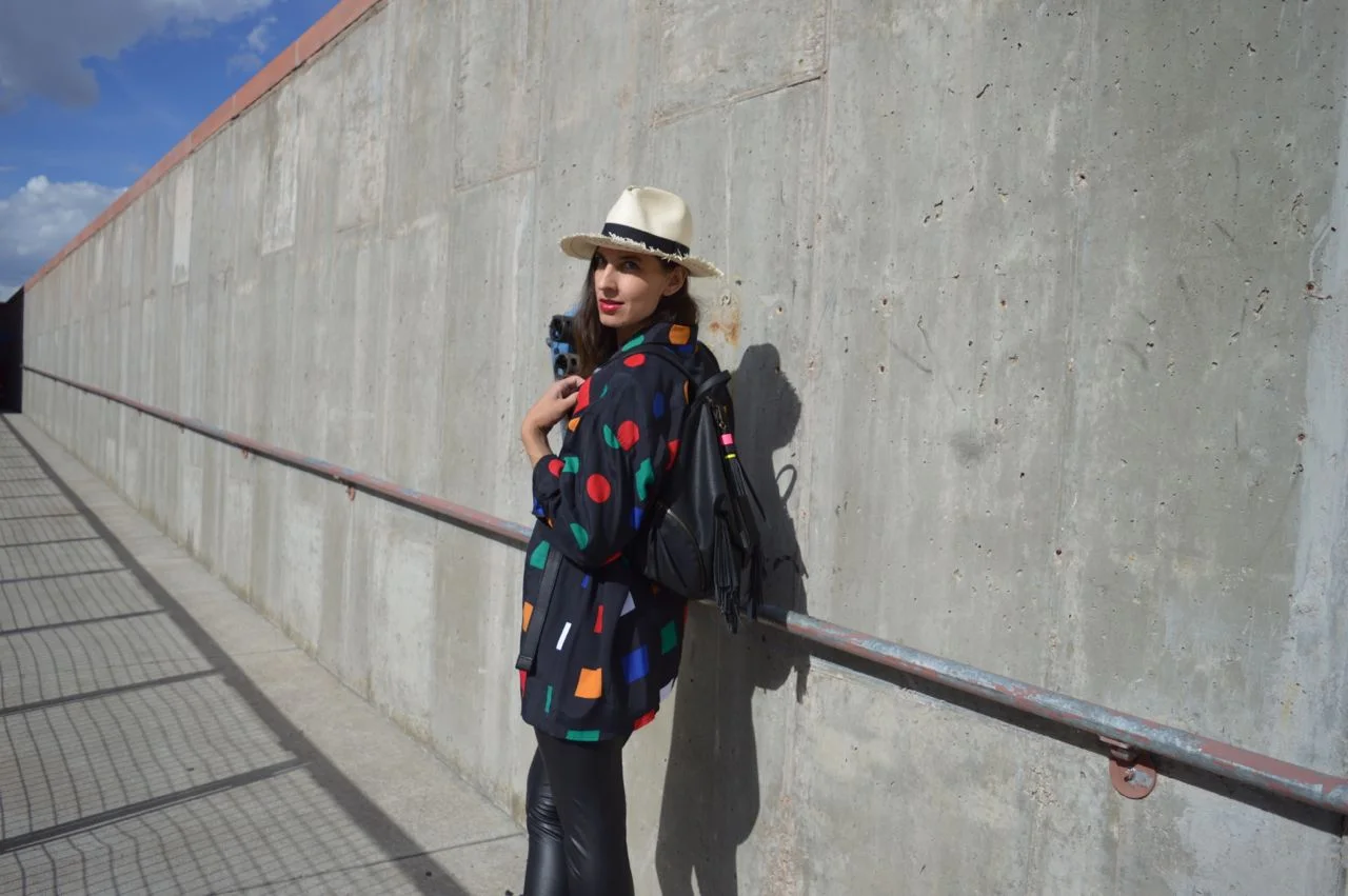 Style: Vintage Shapes & Strangers at Sprouts