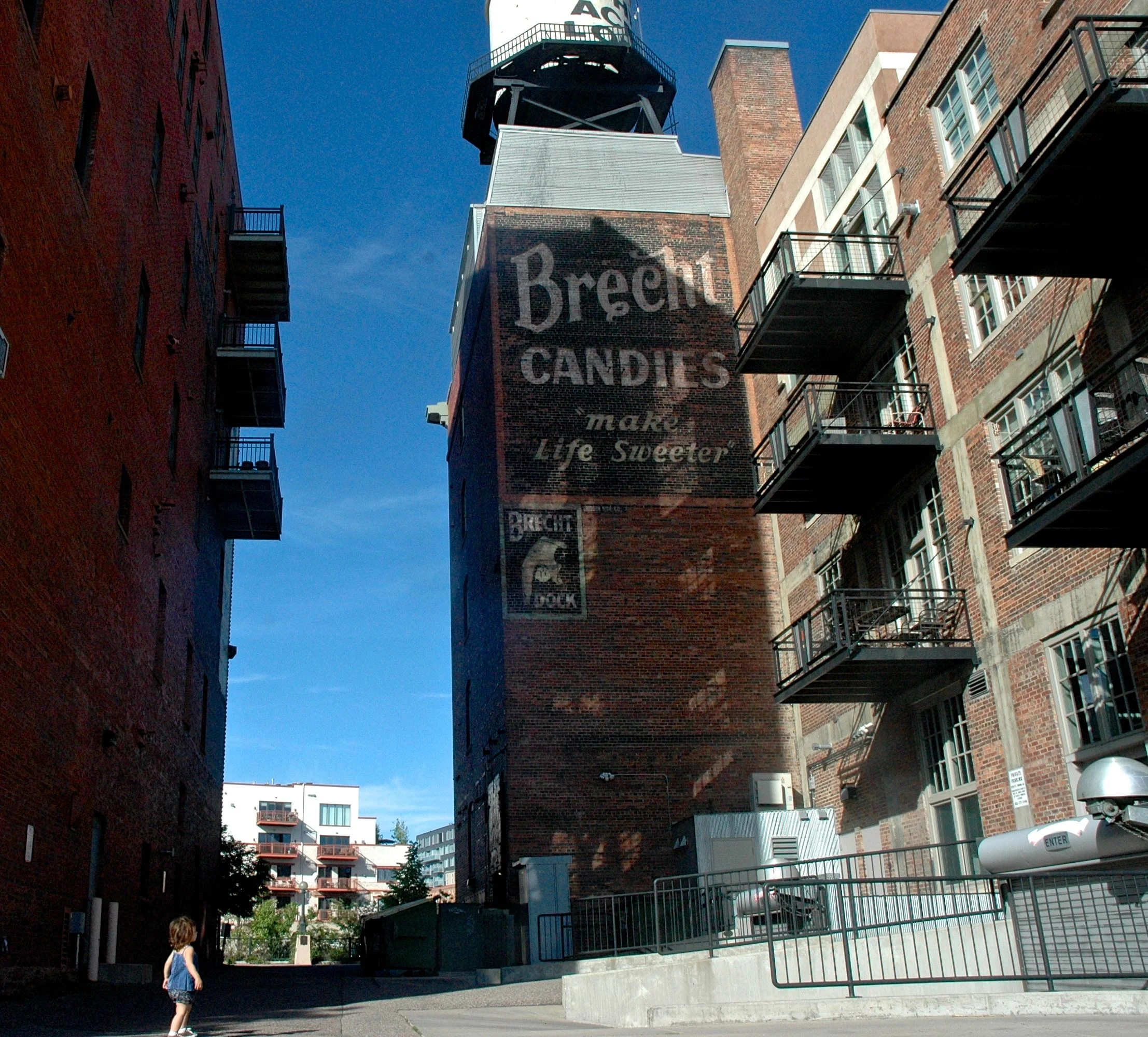 w-3-alley.jpg