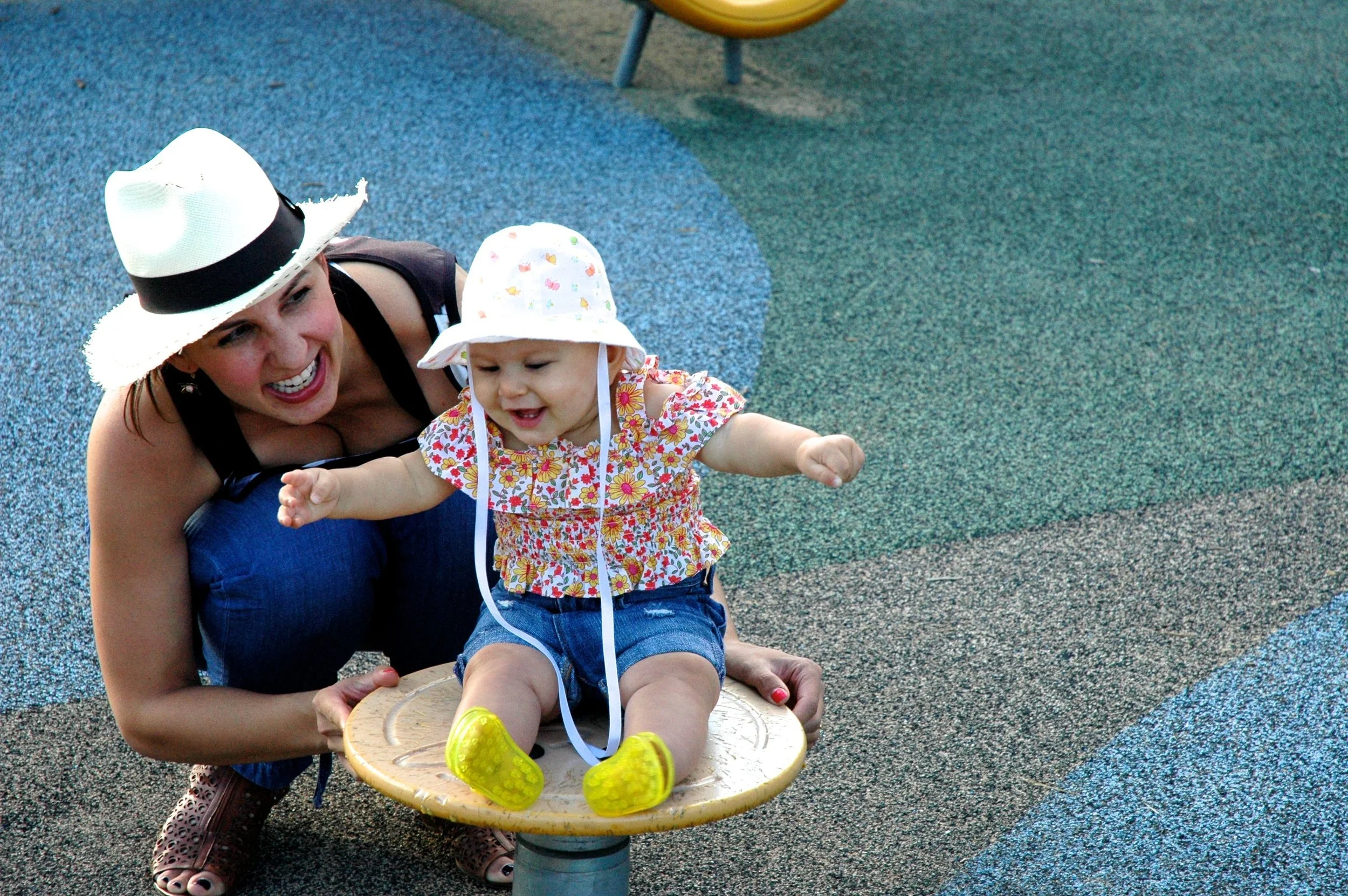 w-momma-and-arlo-2.jpg