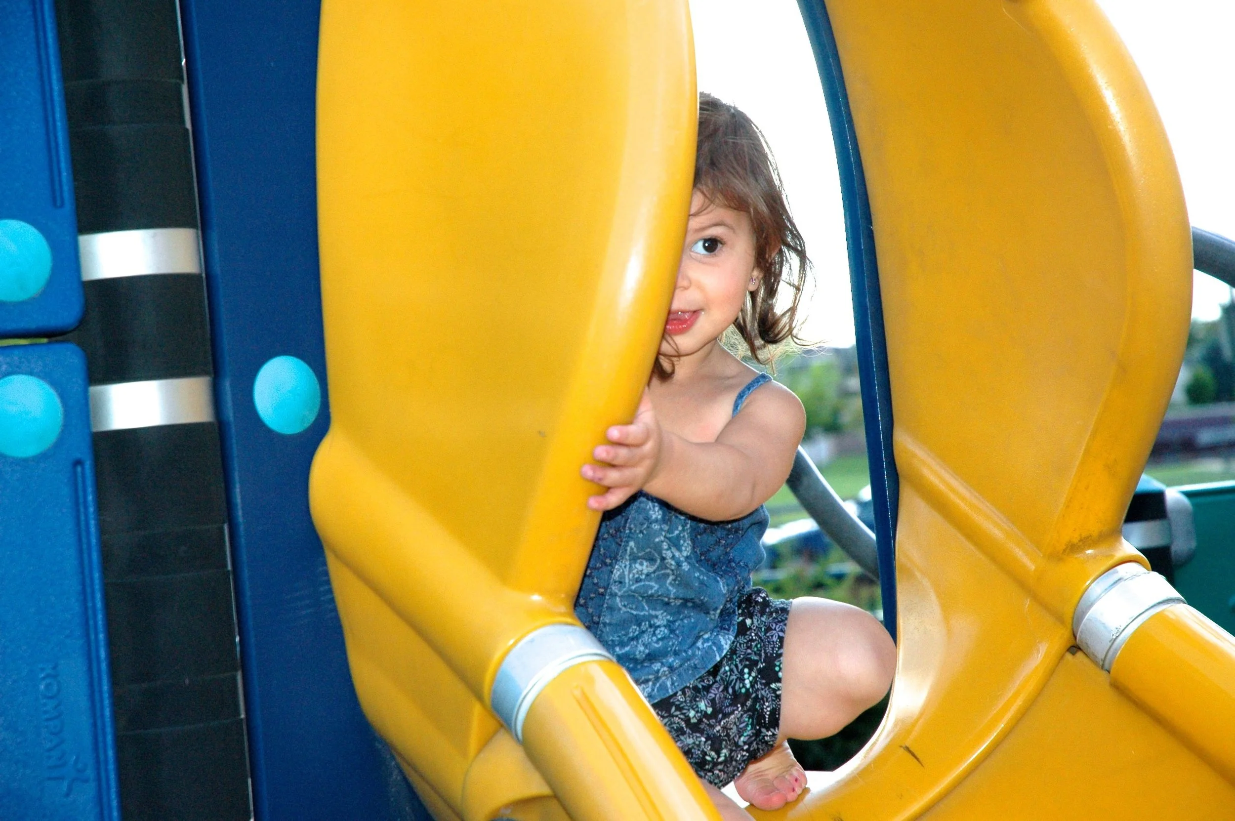 remy-slide-yellow.jpg