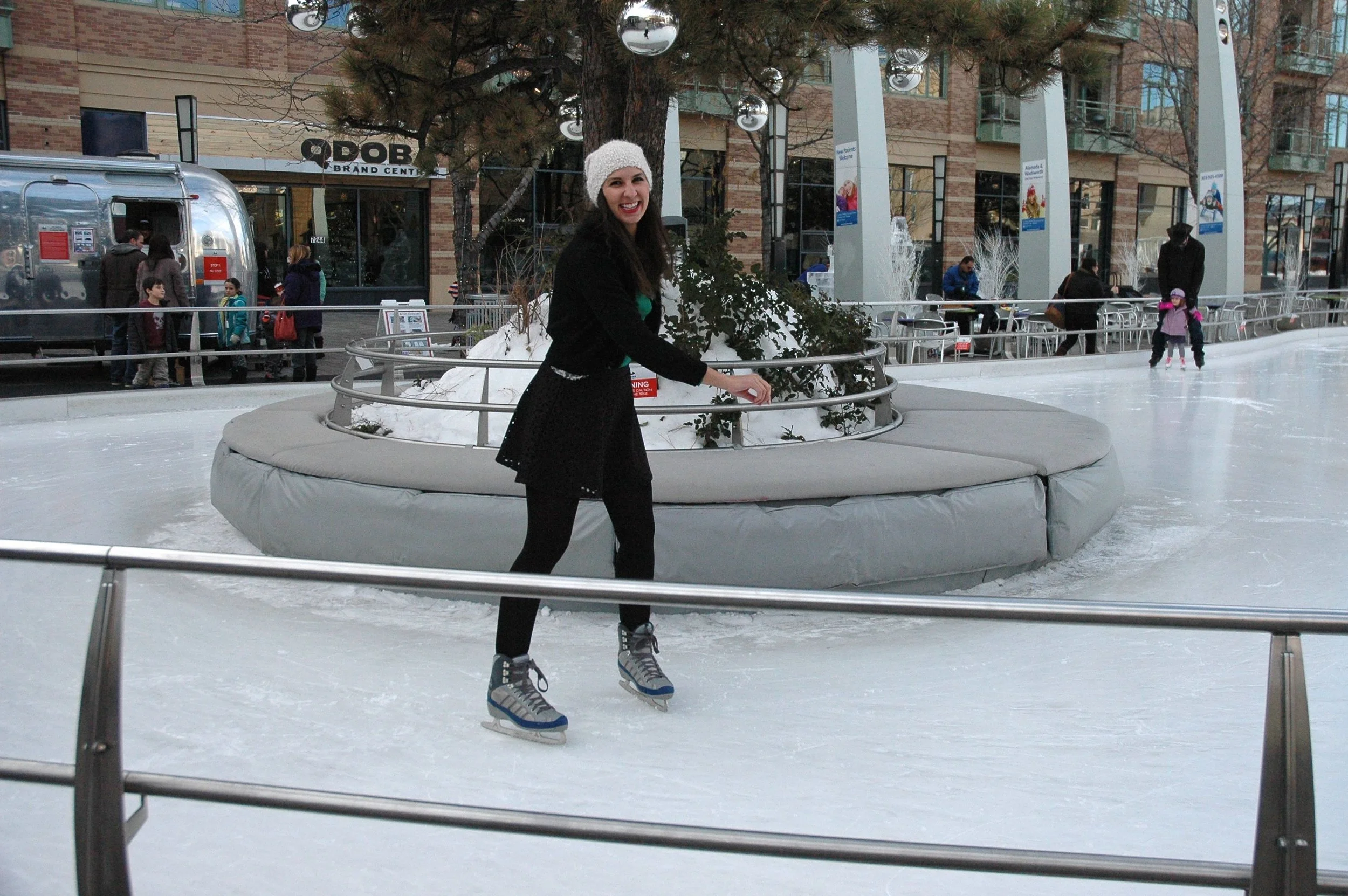 belmar-colorado-ice-rink-22.jpg
