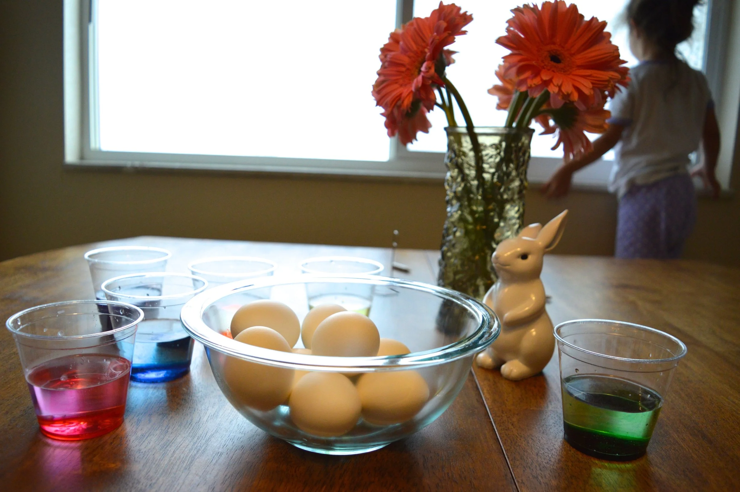 egg-dying-1.jpg
