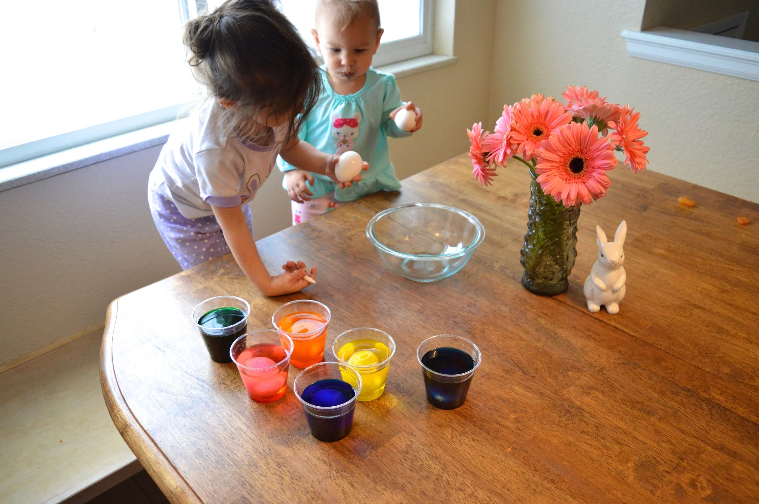 egg-dying-2.jpg