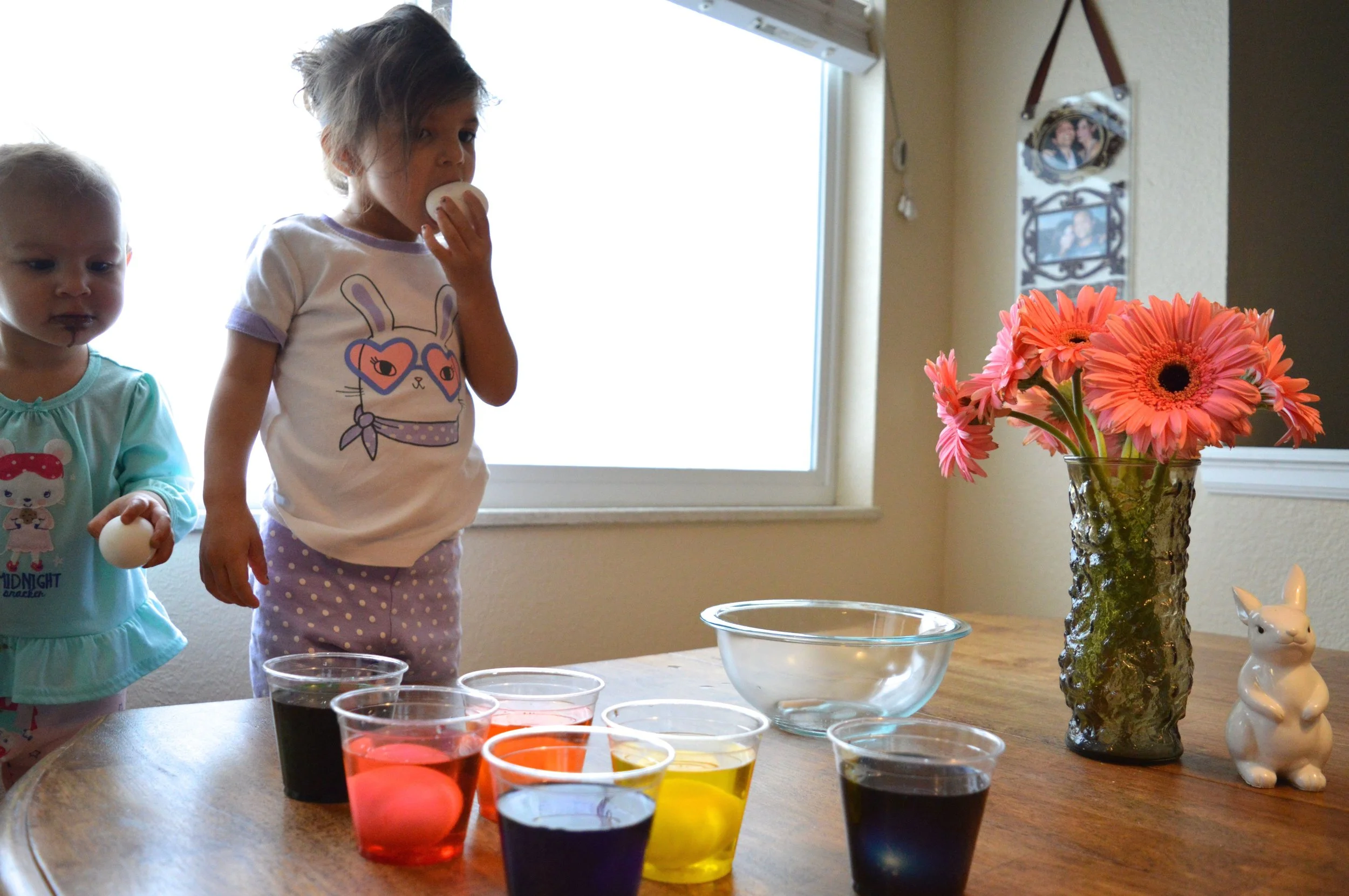 egg-dying-3.jpg