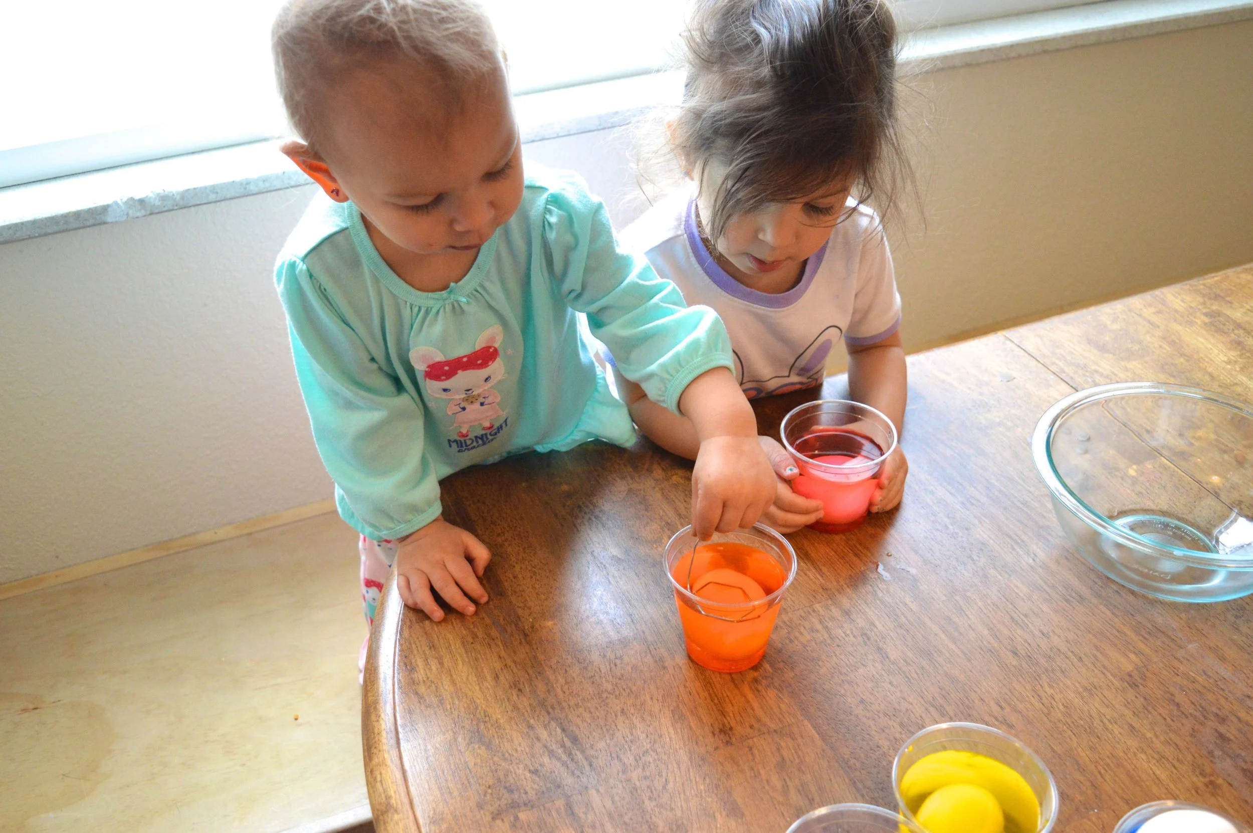 egg-dying-6.jpg