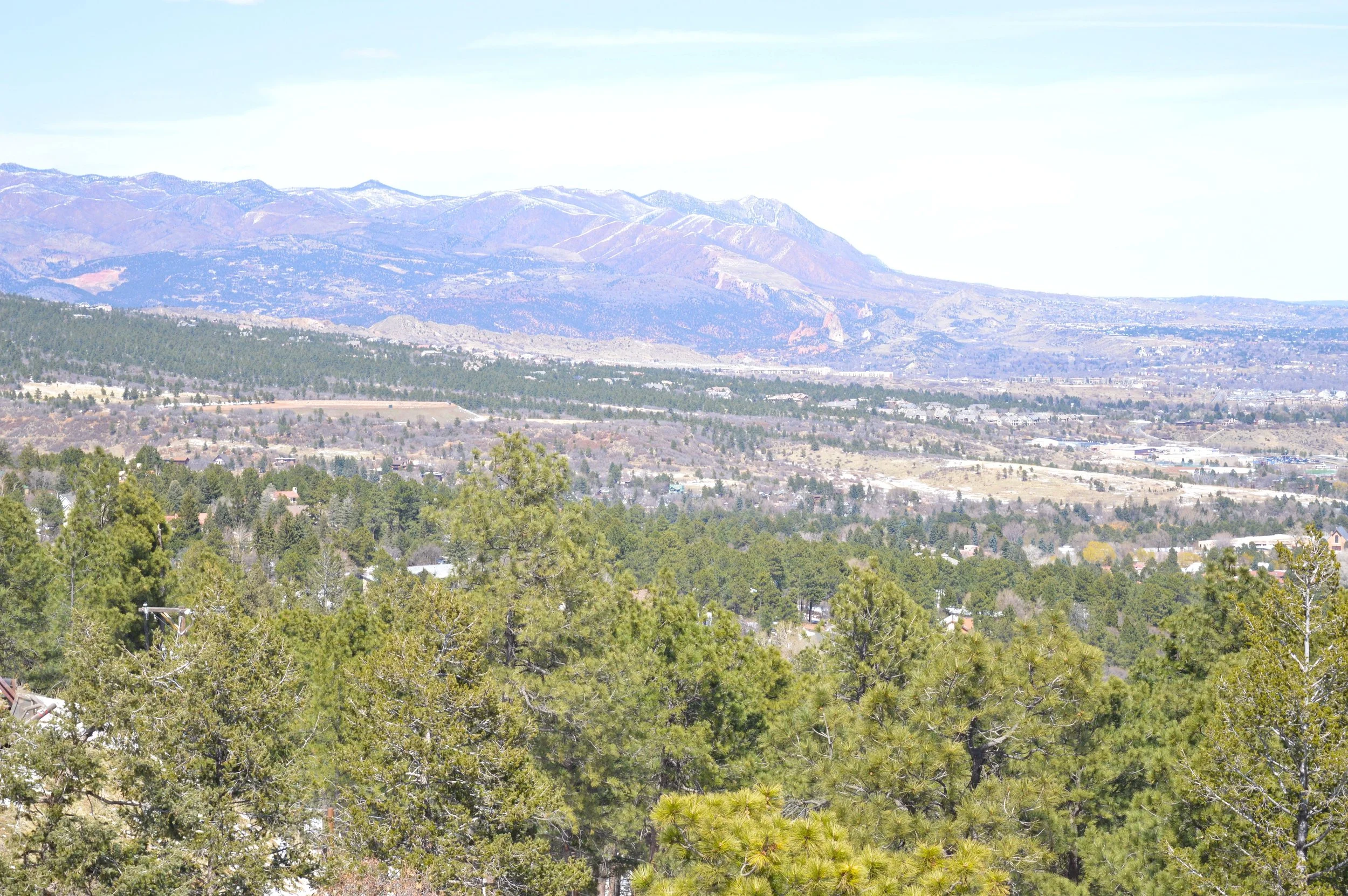 cheyenne-mountain-zoo-view-3.jpg