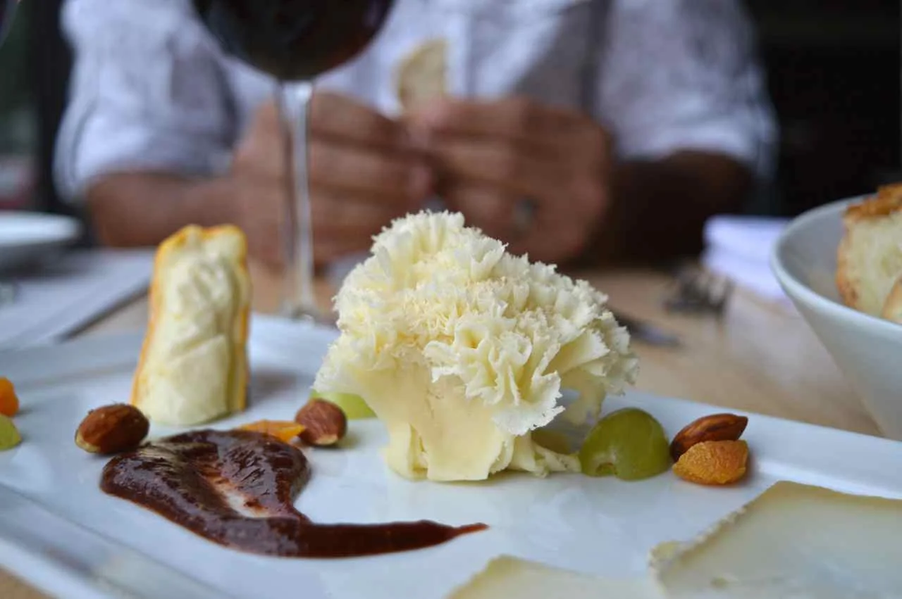 date-night-in-denver-truffle-table-7.jpg