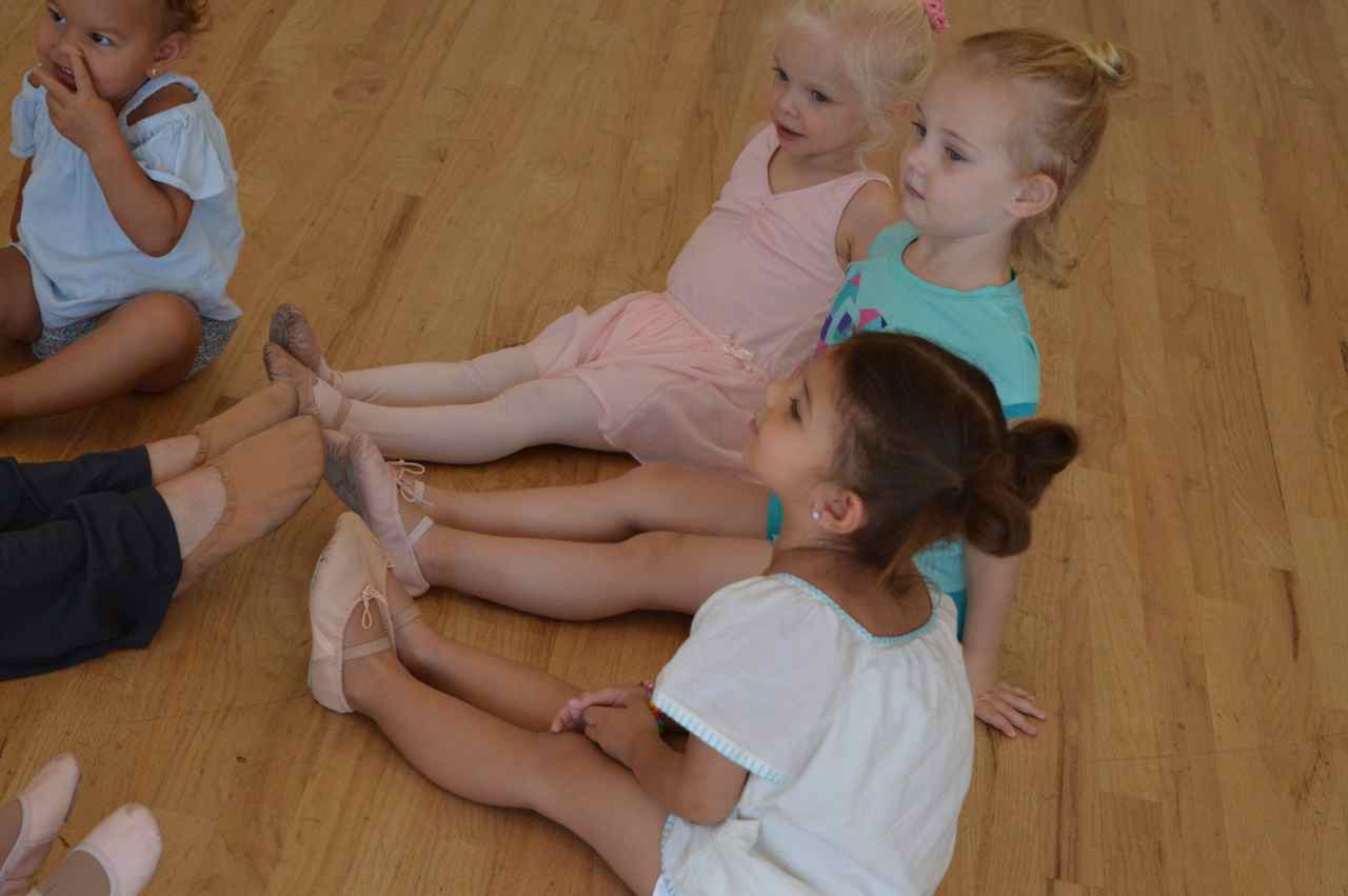 colorado-ballet-academy-creative-dance-camp-10.jpg