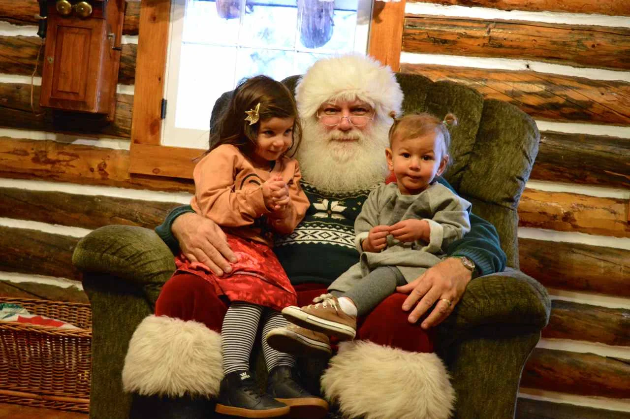 Santas-Workshop-at-the-North-Pole-24.jpg