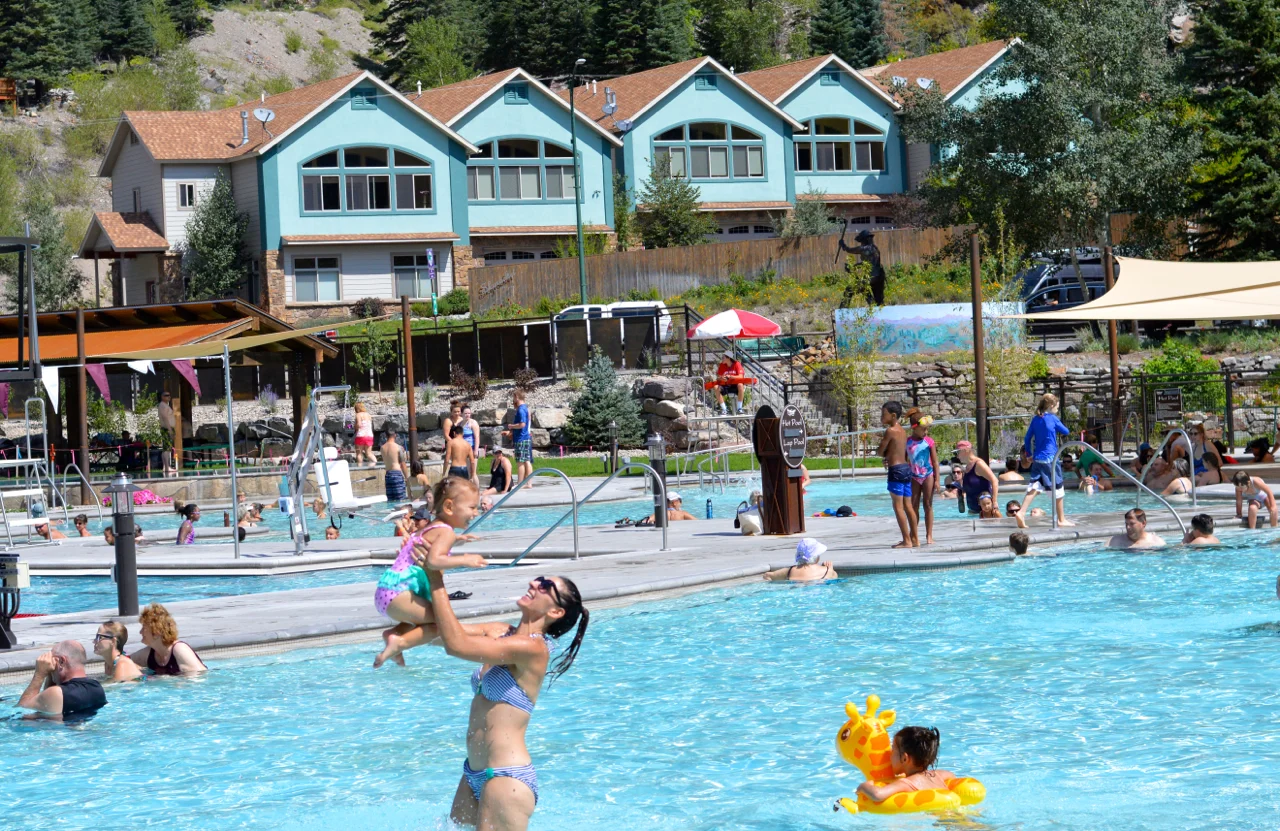 Ouray-Hot-Springs-Swimming-Pool-Summer-2017-13.jpg