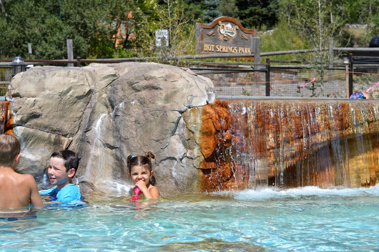 Ouray-Hot-Springs-Swimming-Pool-Summer-2017-19.jpg