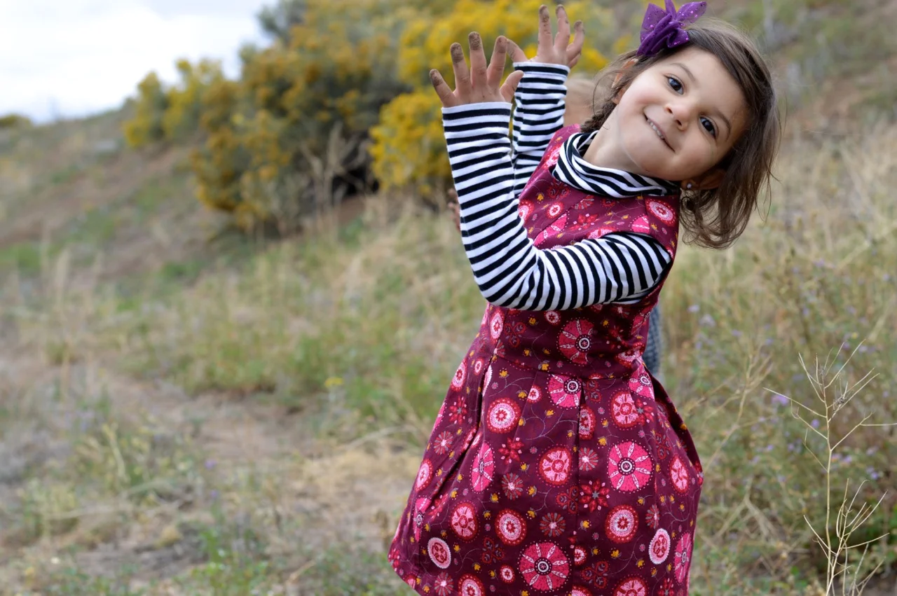 Nature-Walk-with-Toddlers-in-Colorado-28.jpg