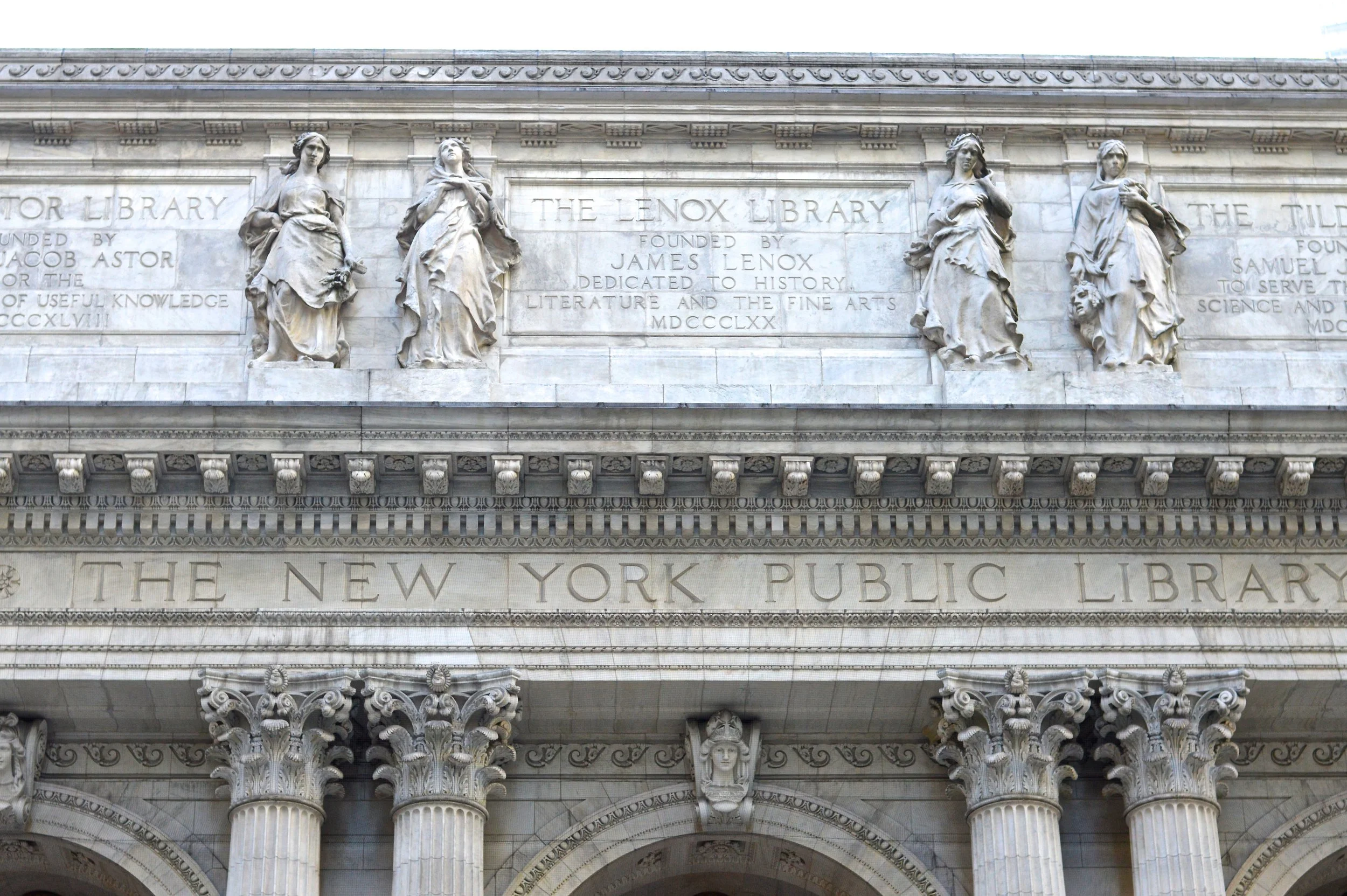 Bryant Park New York Public Library 2.jpg