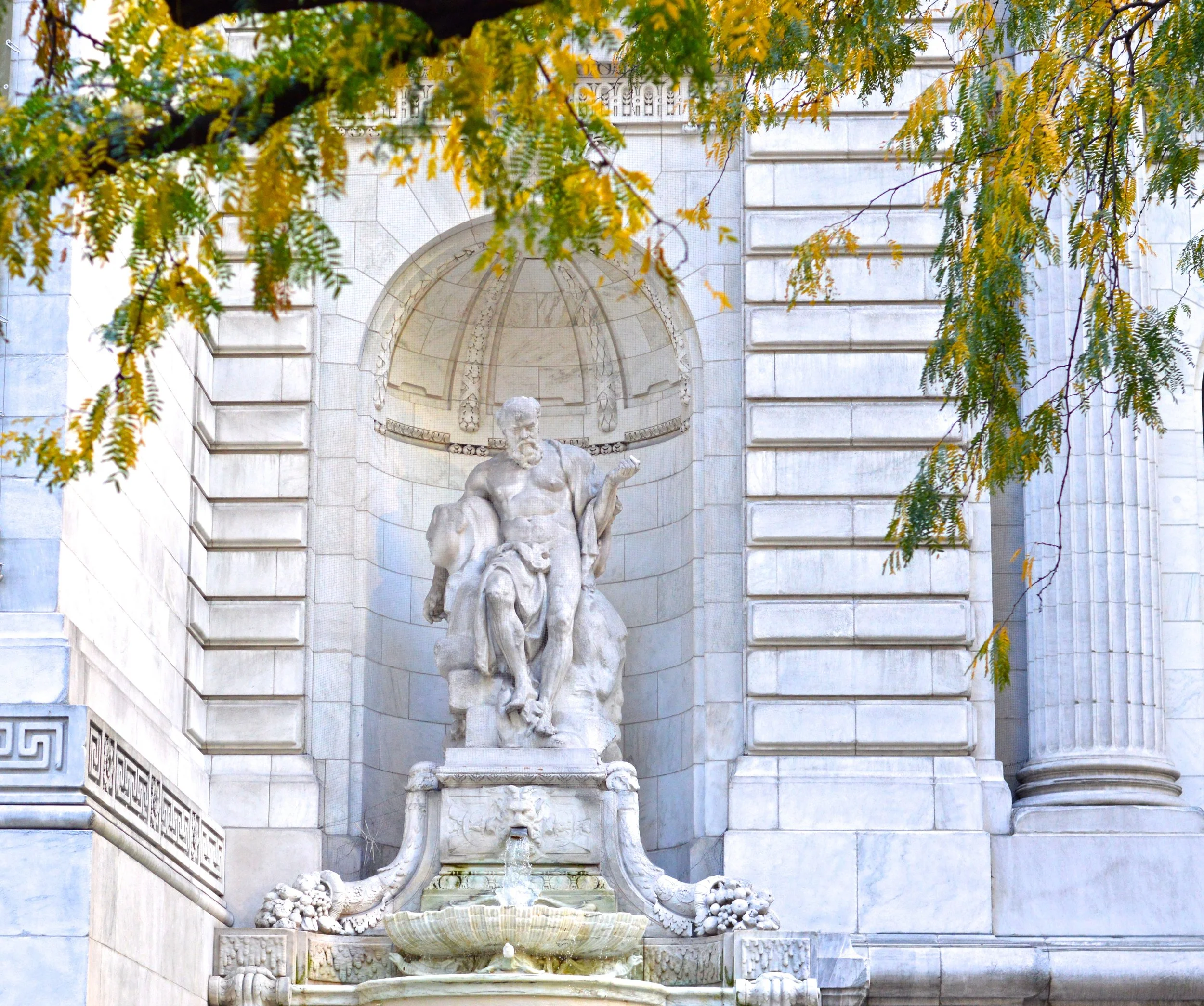 Bryant Park New York Public Library 9.jpg