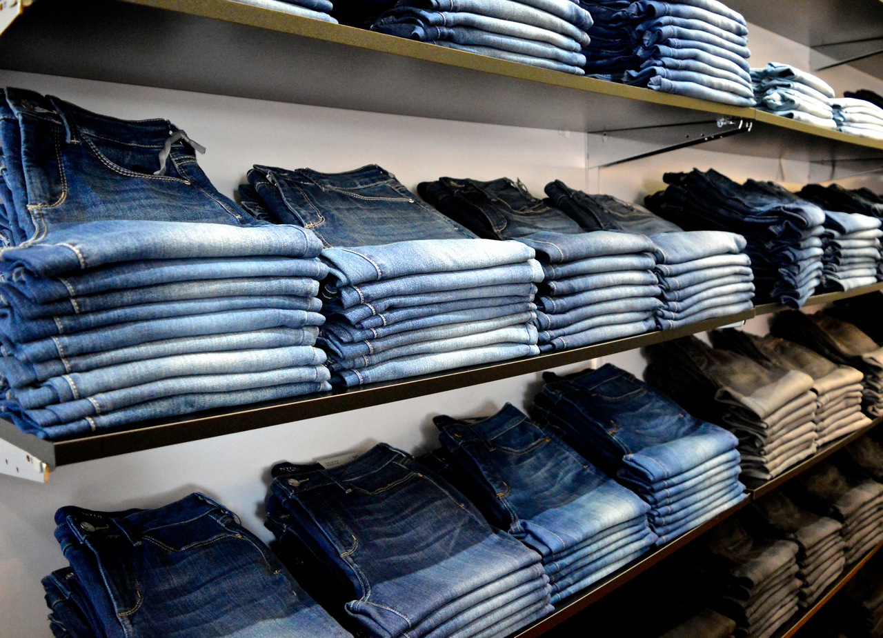 NYDJ Castle Rock Outlets 3.jpg