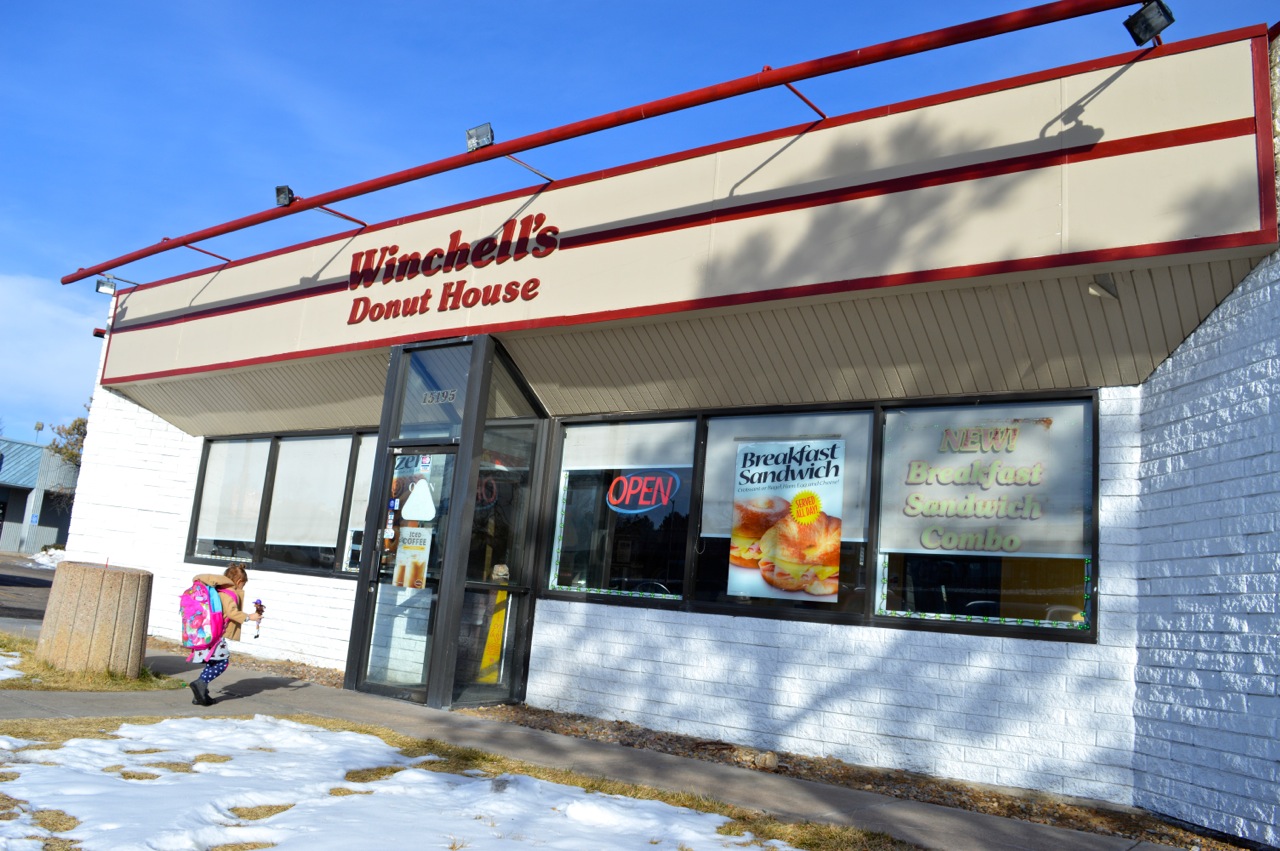 Winchells Donut Aurora 2.jpg