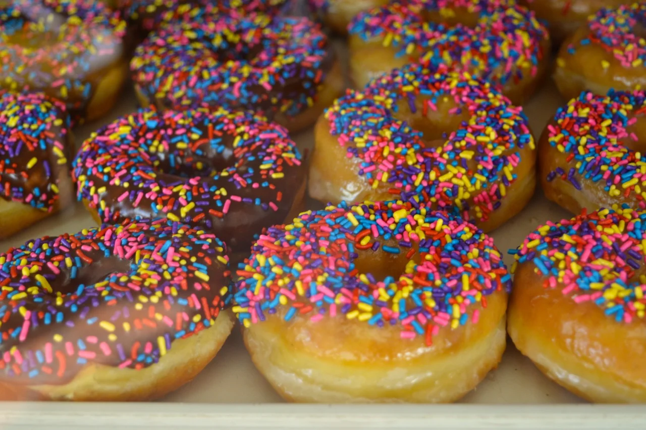 Winchells Donut Aurora 8.jpg