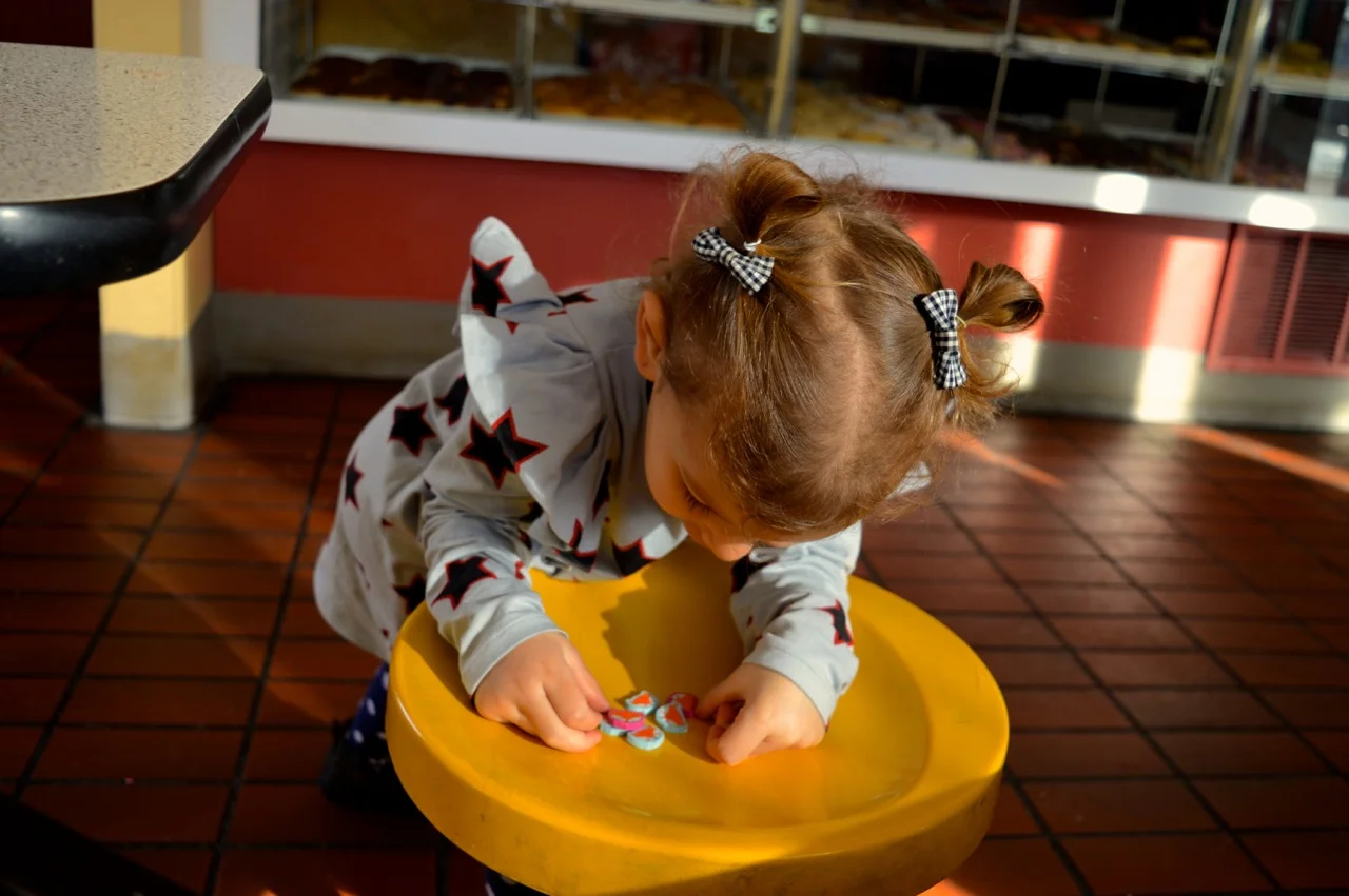 Winchells Donut Aurora 14.jpg