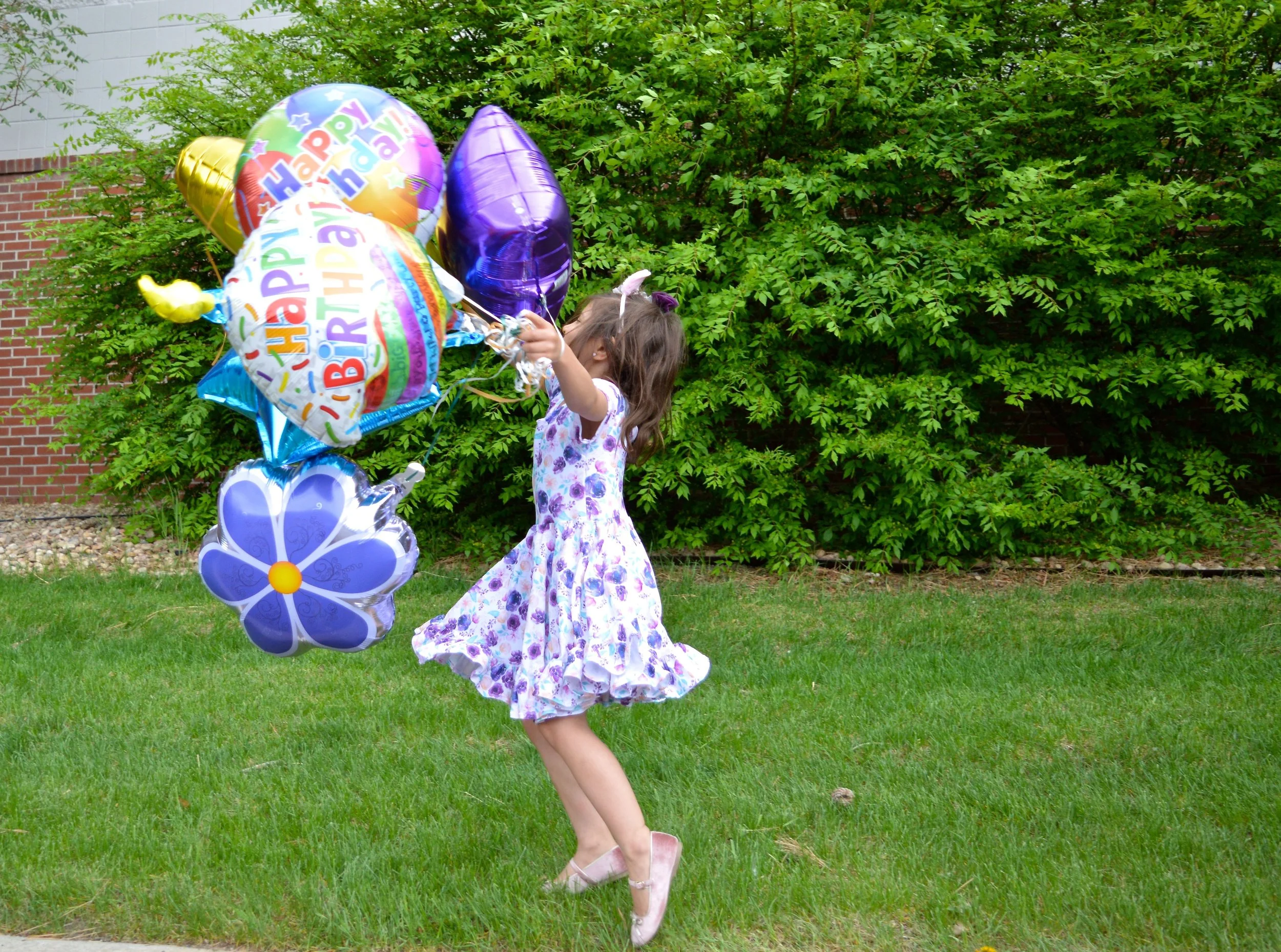 Spider Monkey Birthday Balloons 1.jpg
