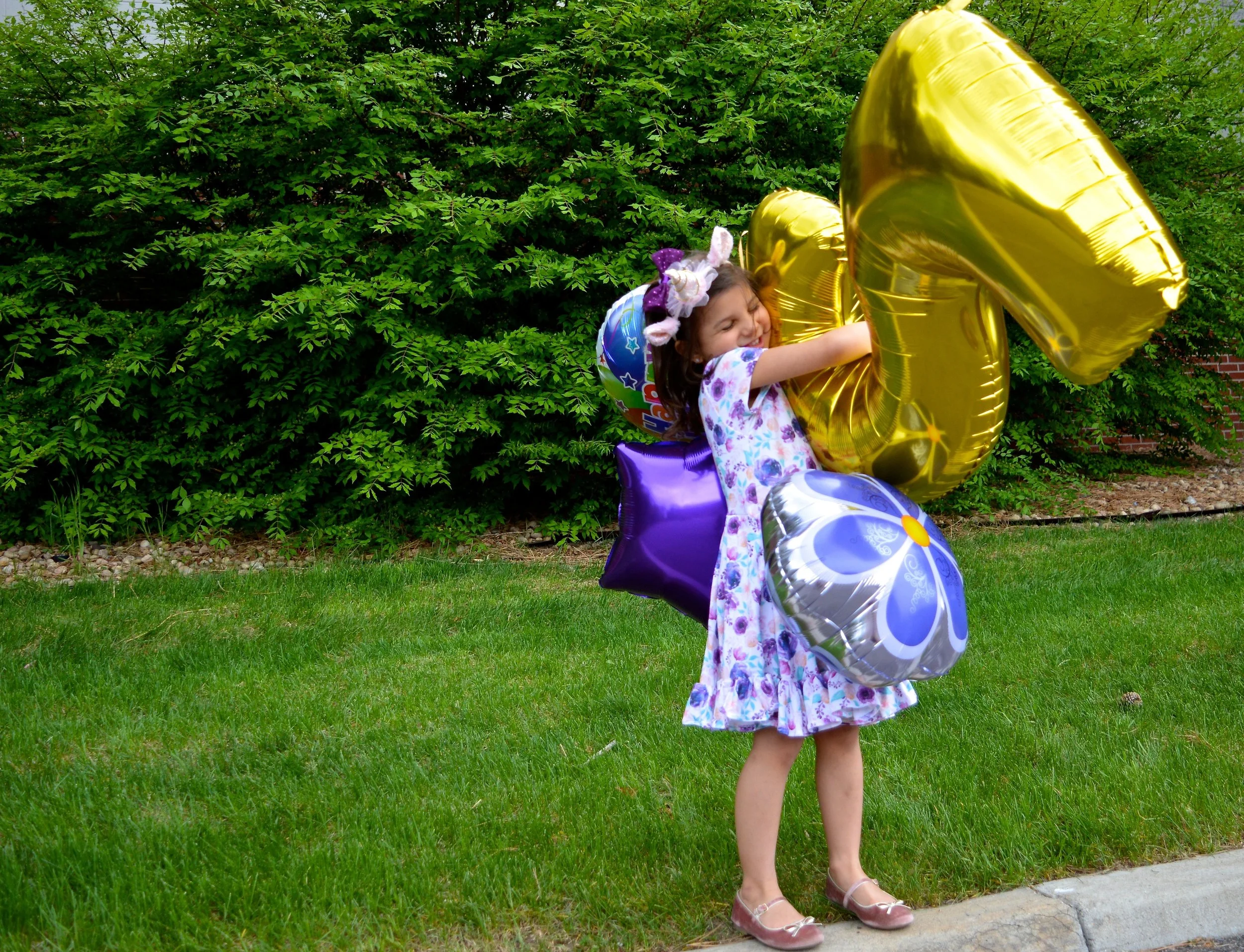Spider Monkey Birthday Balloons 2.jpg