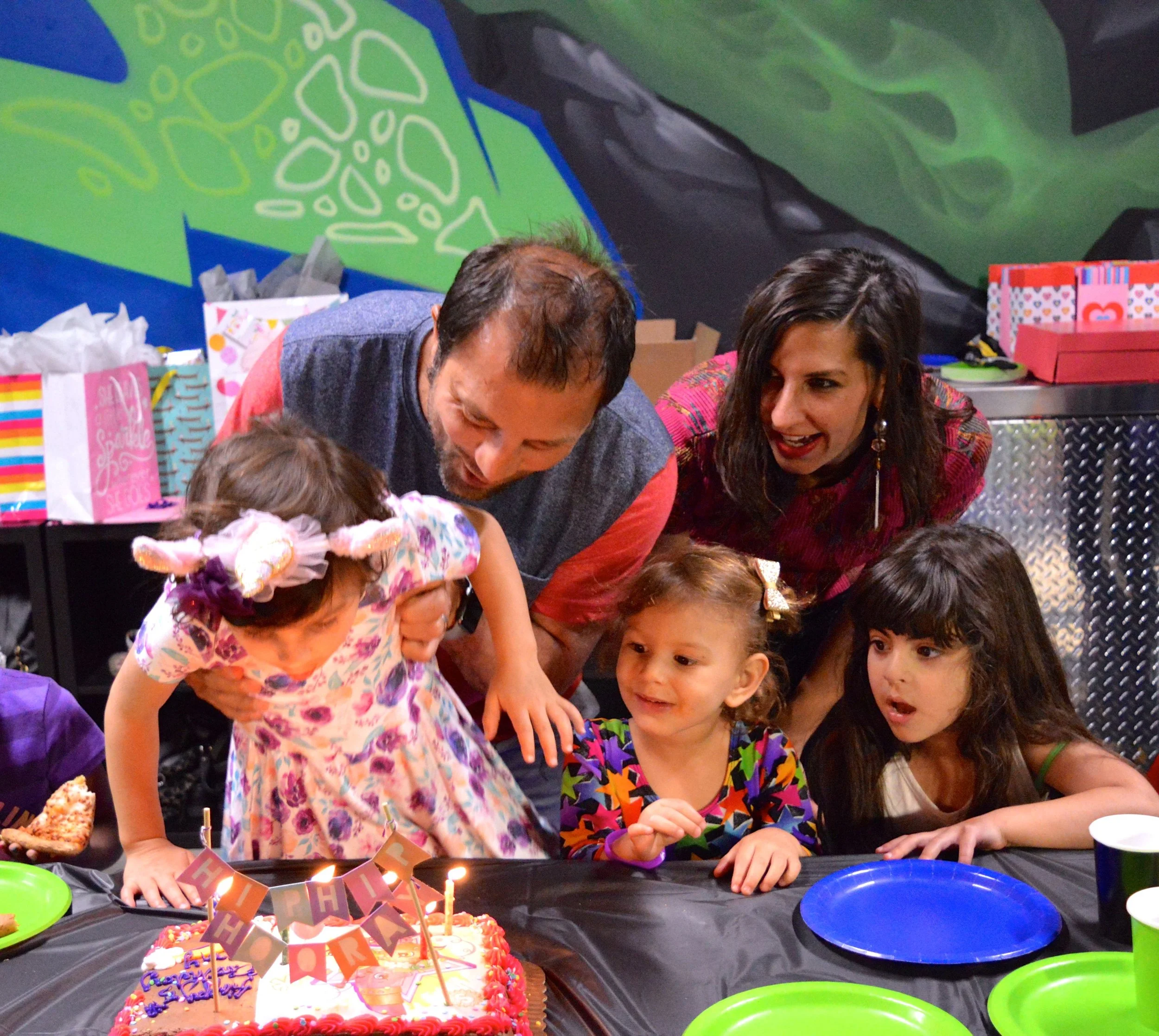 Spider Monkey Birthday Cake 2.jpg