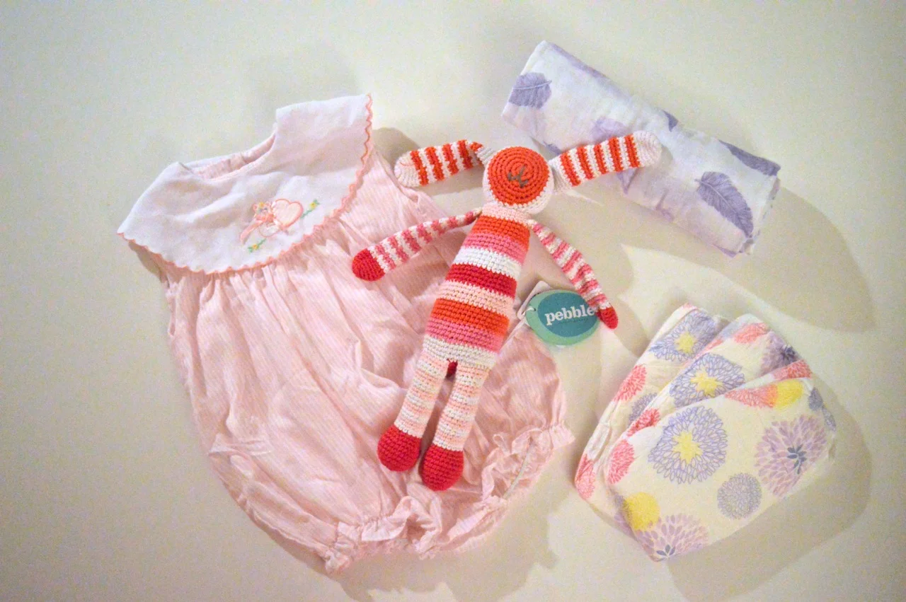 Pebble Rattle 3.jpg